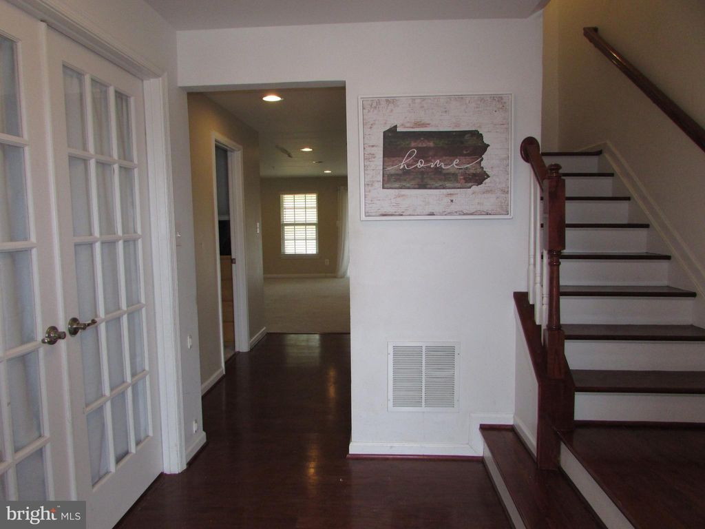 Photo of 7906 Erinvale Lane, SEVEN VALLEYS, PA 17360 (MLS # PAYK2097120)