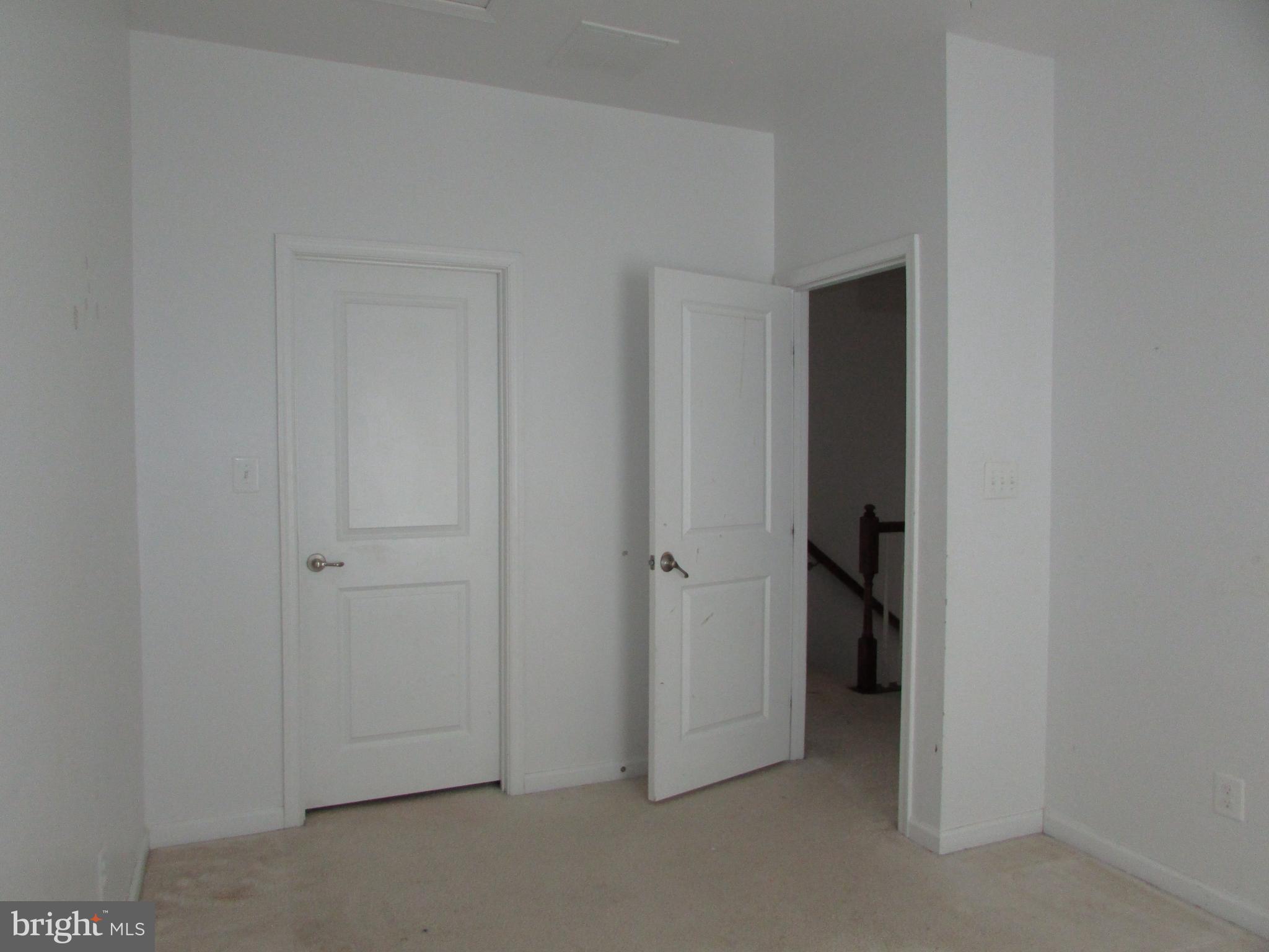 LOGANS RESERVE - Residential