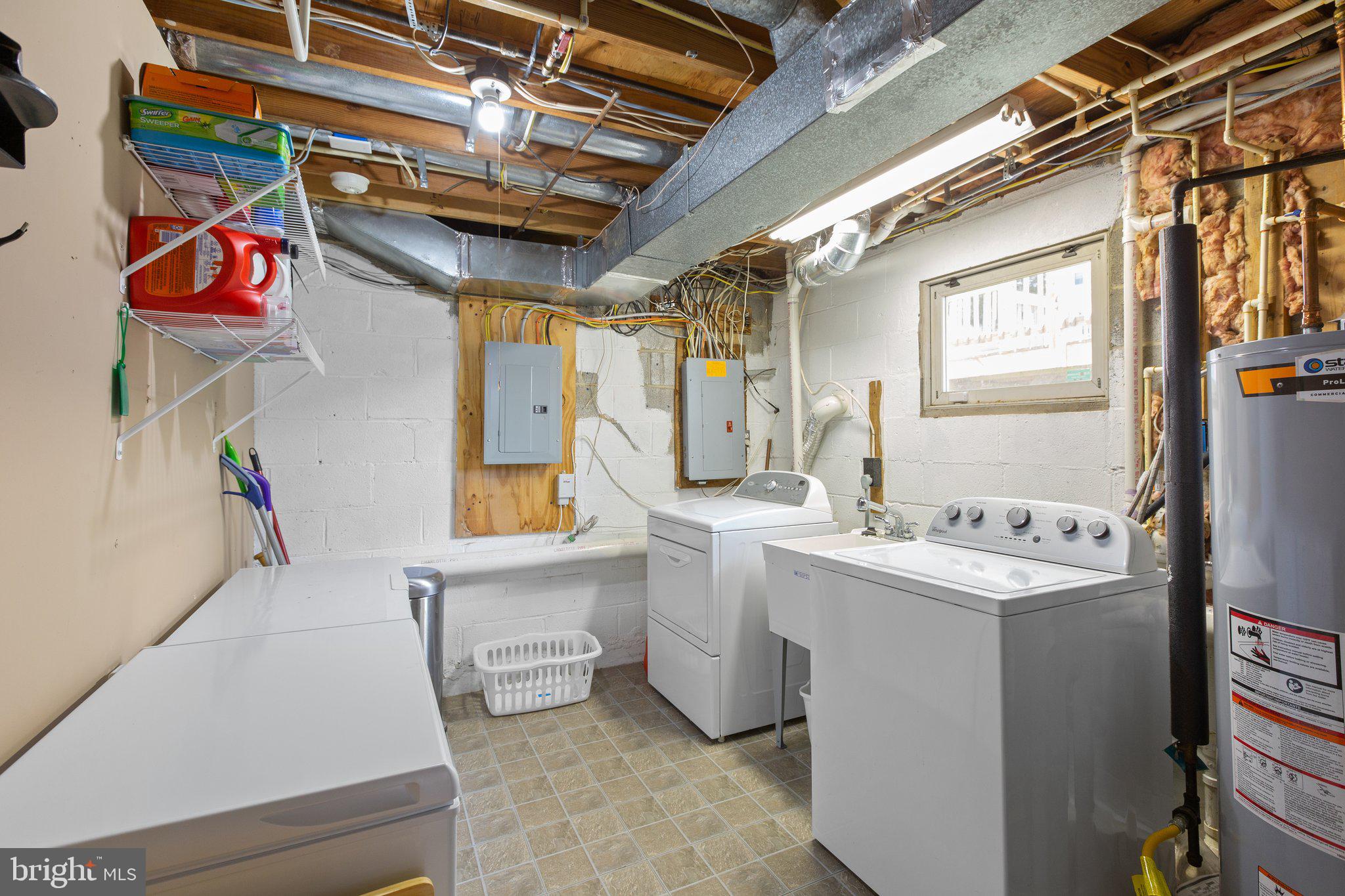 DALE CITY - Residential