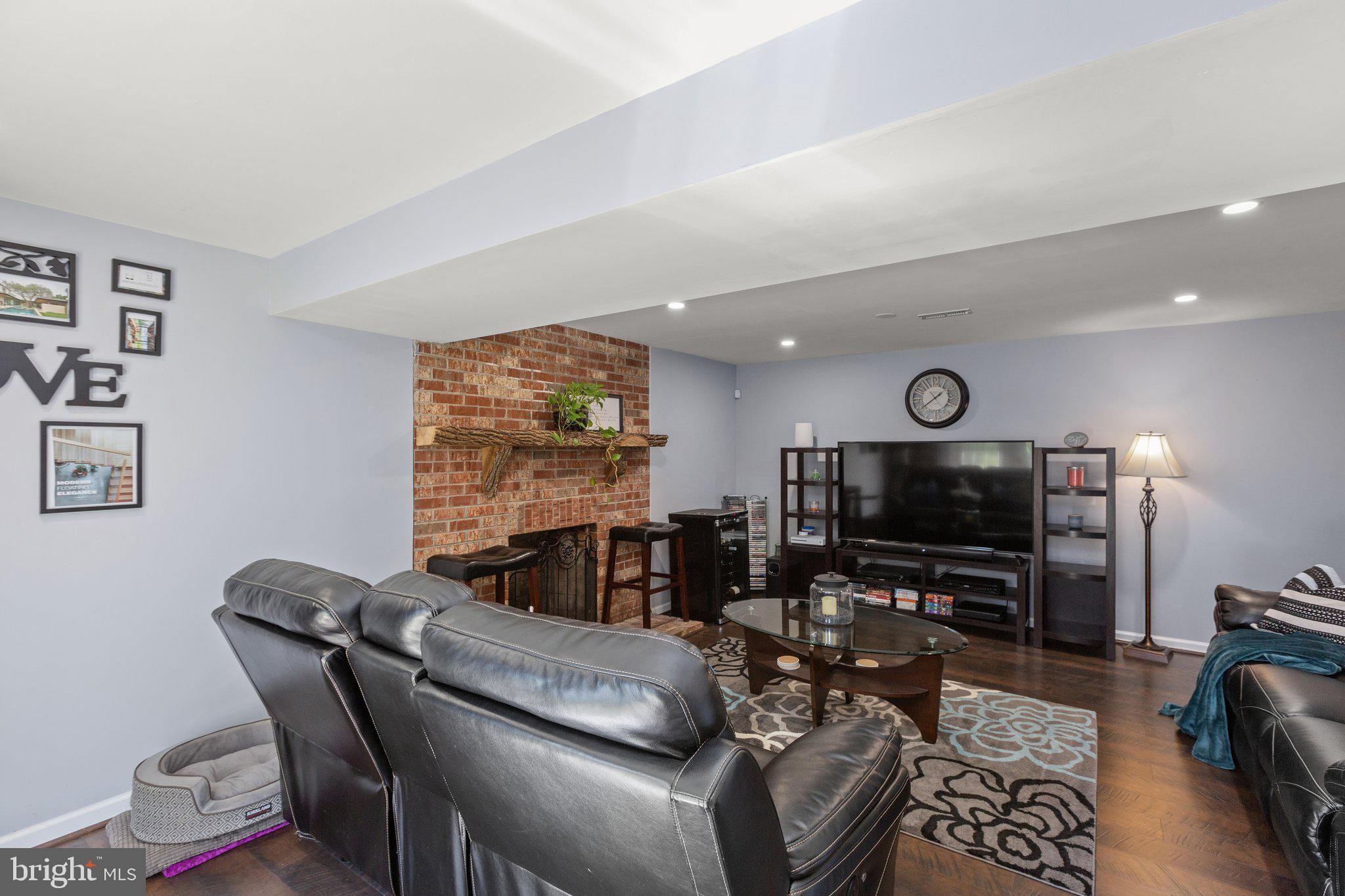 DALE CITY - Residential