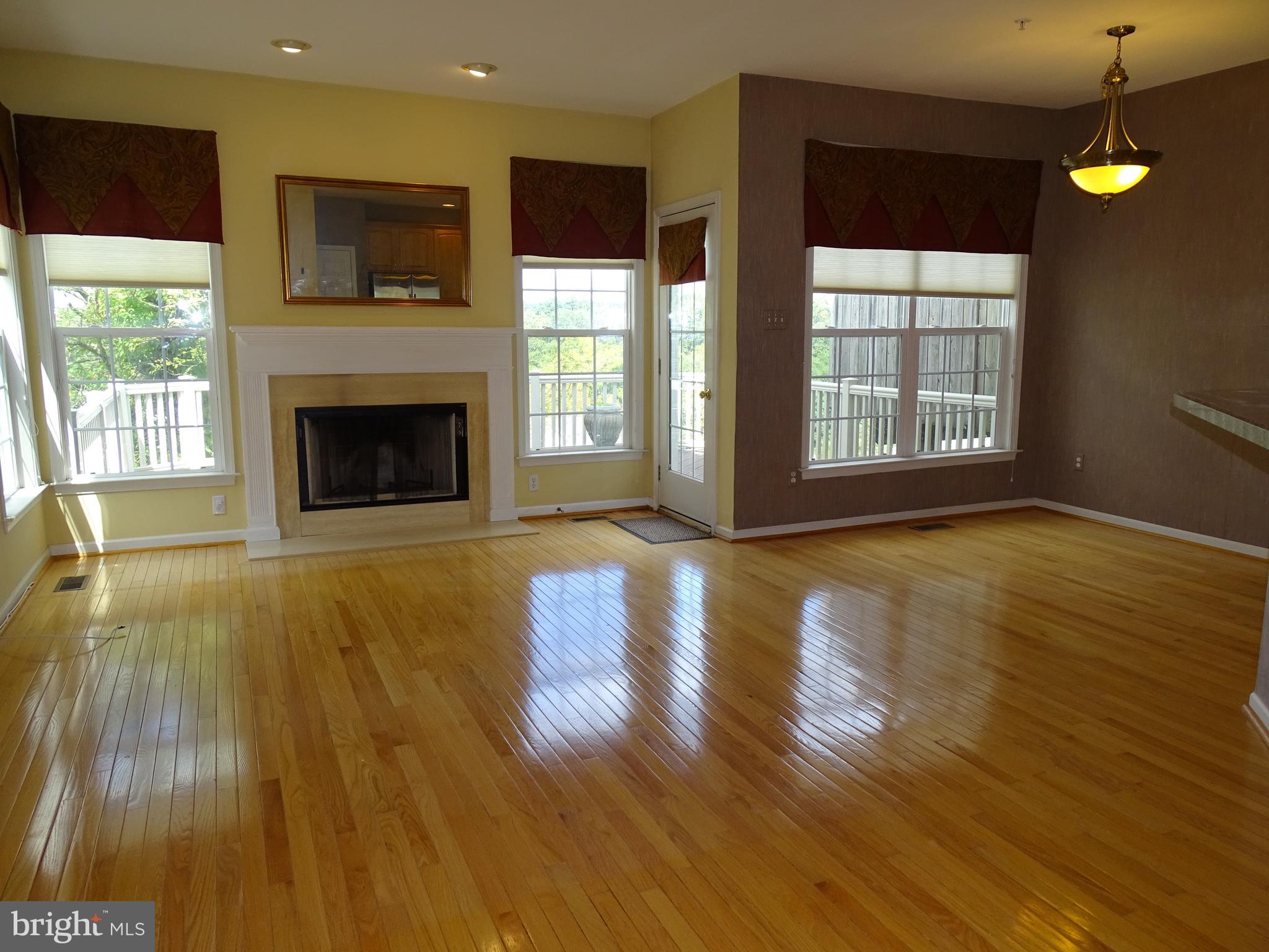 WHITELAND WOODS - Residential Lease