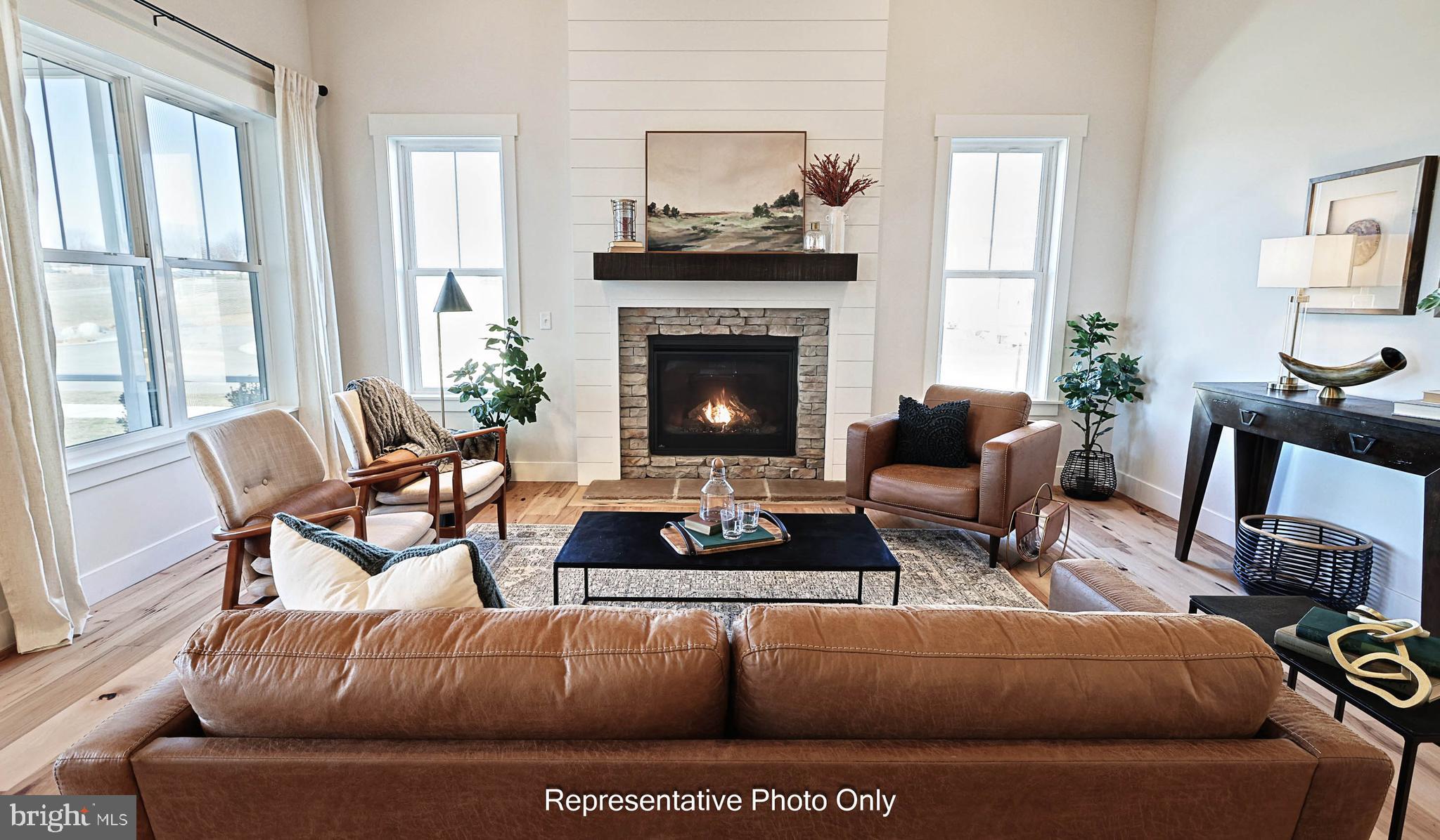 WINDING CREEK - Residential