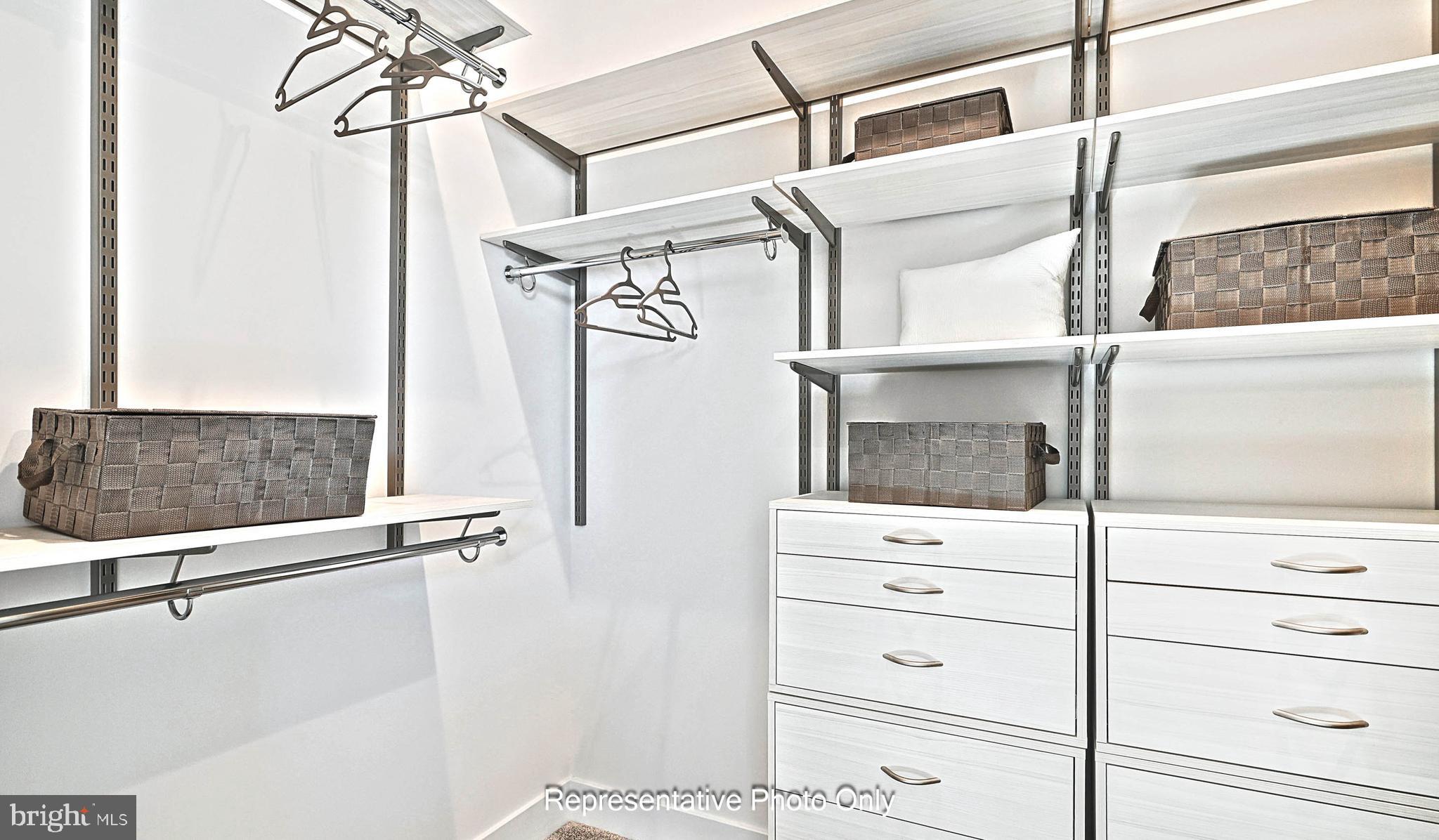 WINDING CREEK - Residential