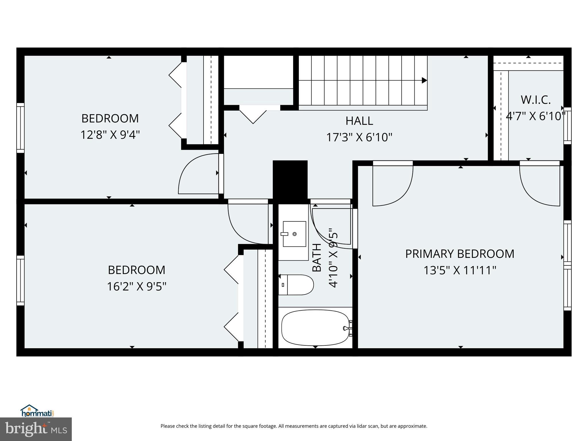 WOODS EDGE - Residential