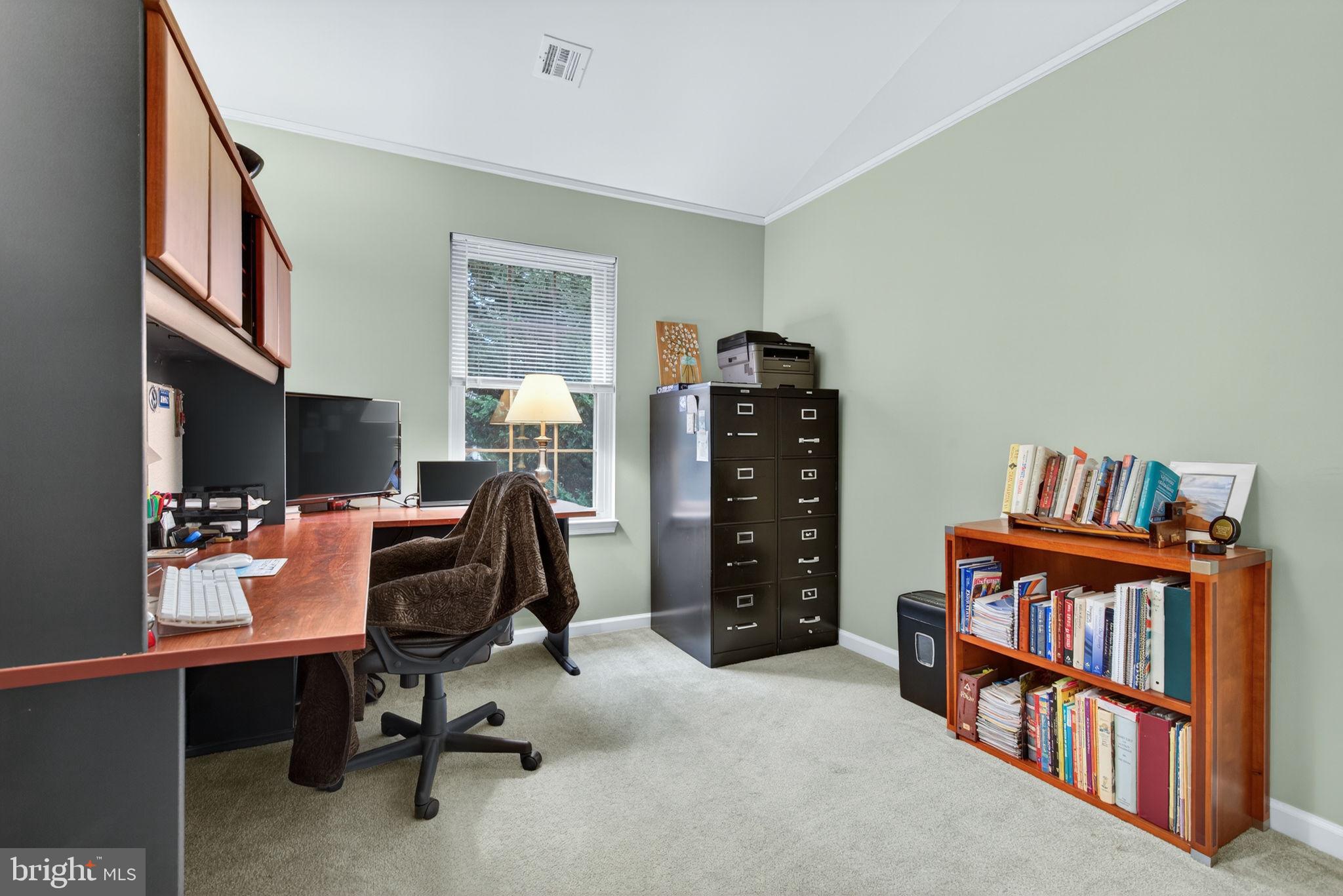 WOODS EDGE - Residential