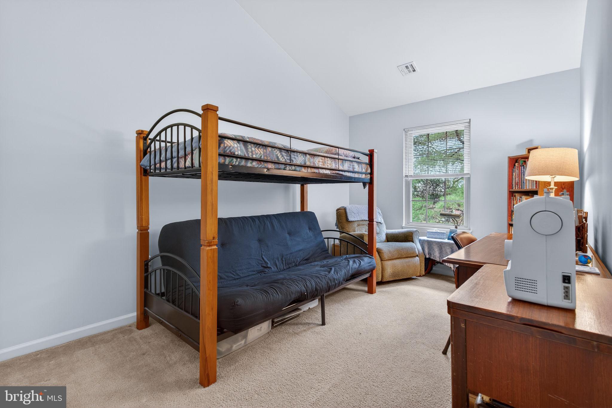 WOODS EDGE - Residential