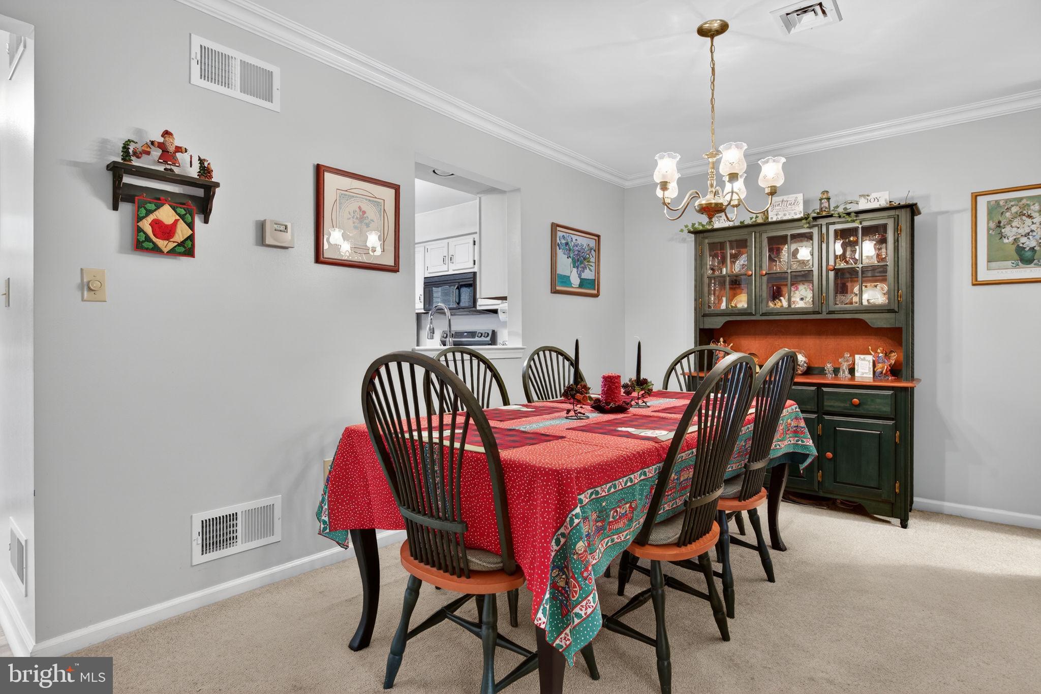 WOODS EDGE - Residential