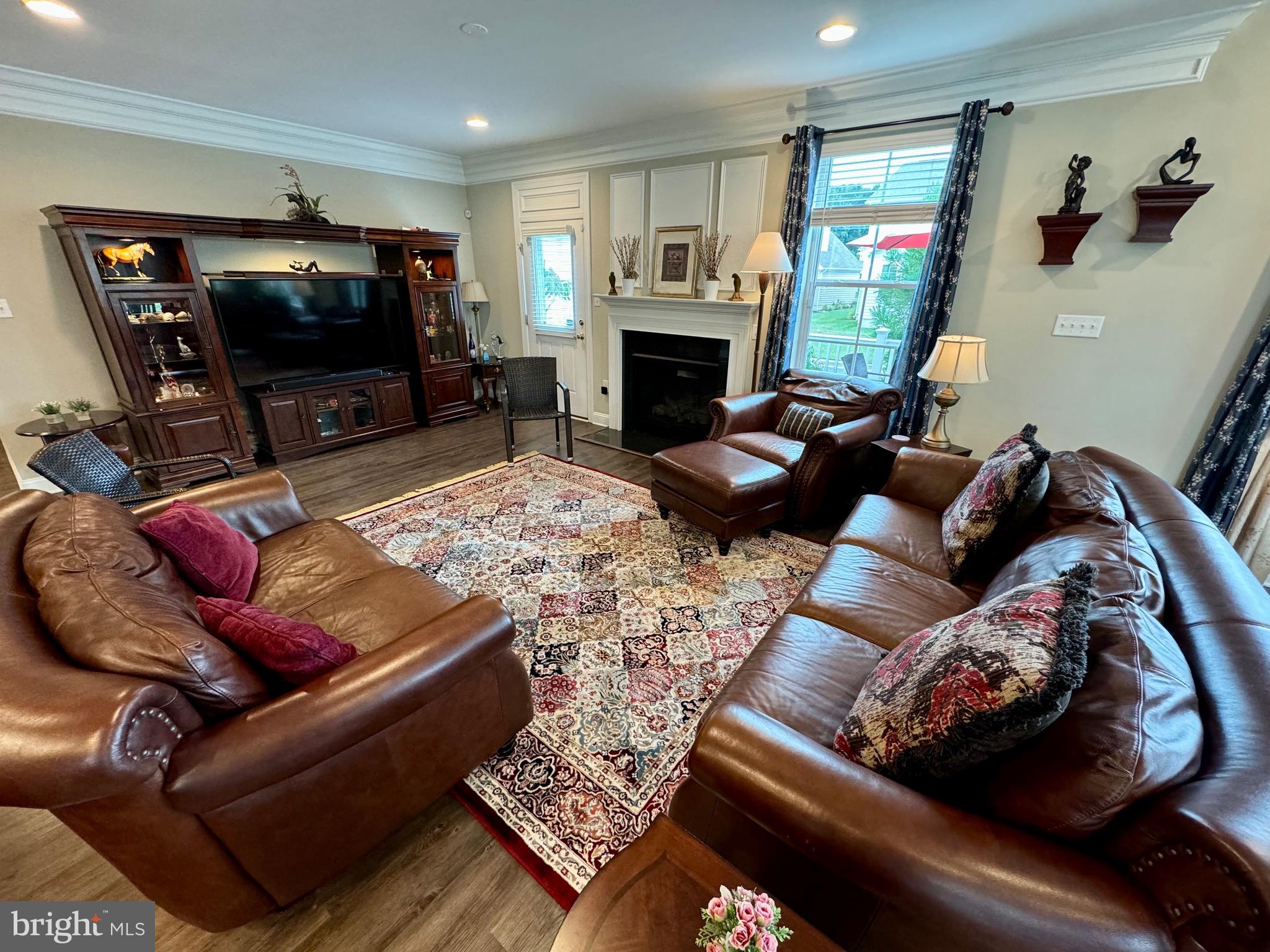 MERIDIAN CROSSING - Residential