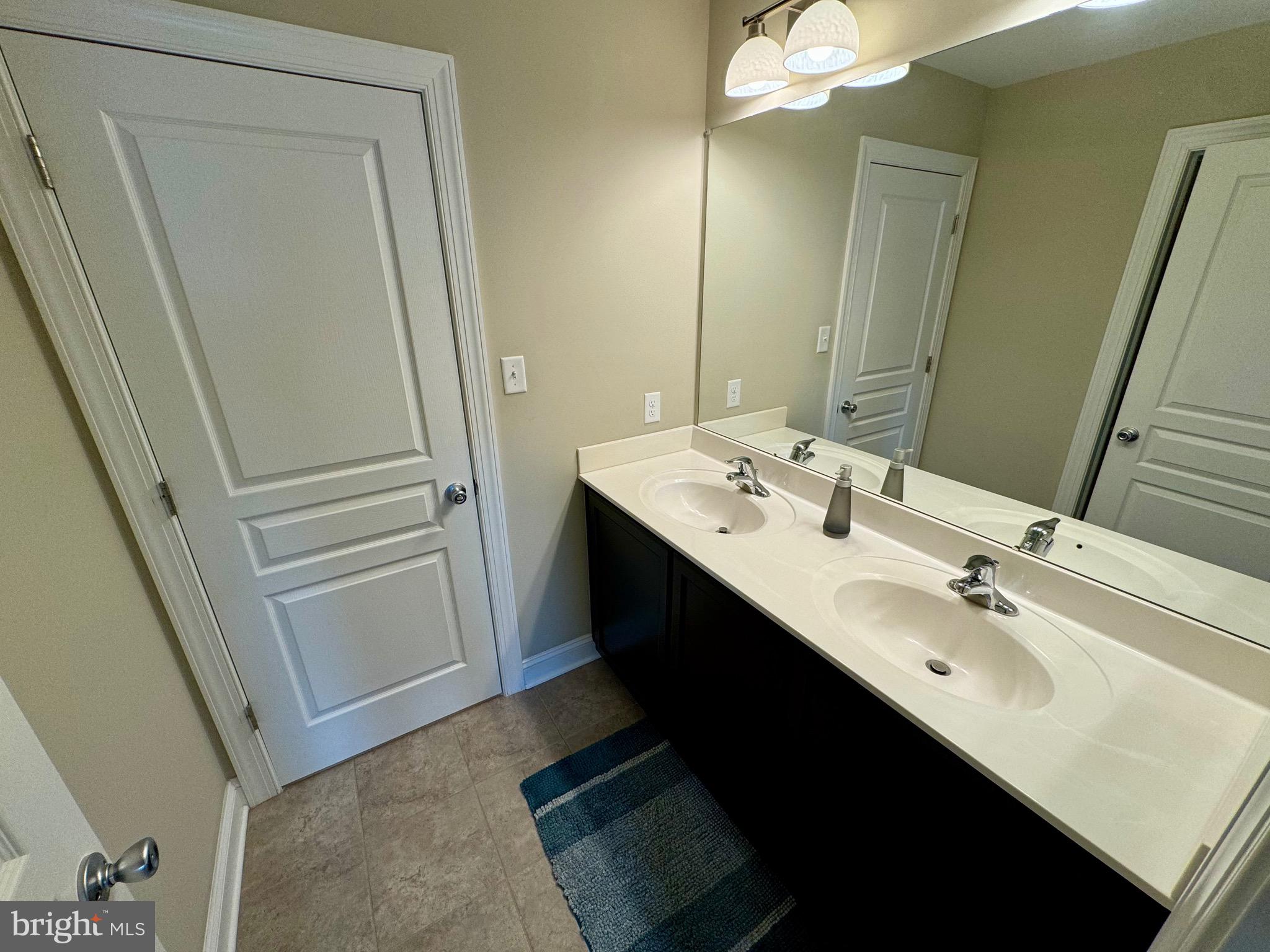 MERIDIAN CROSSING - Residential