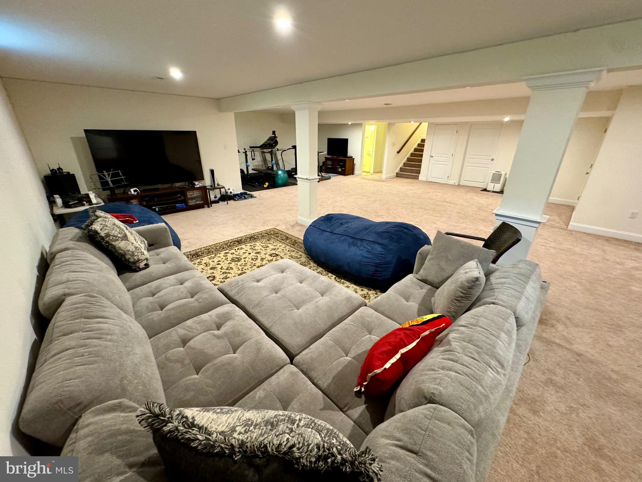 MERIDIAN CROSSING - Residential