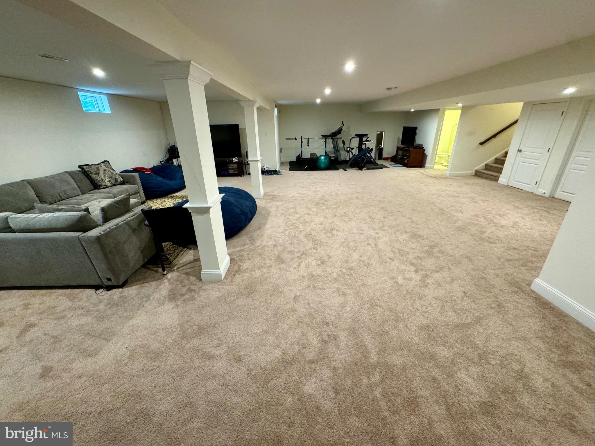 MERIDIAN CROSSING - Residential