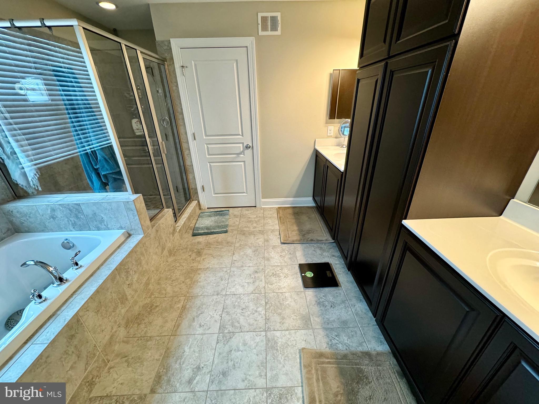 MERIDIAN CROSSING - Residential