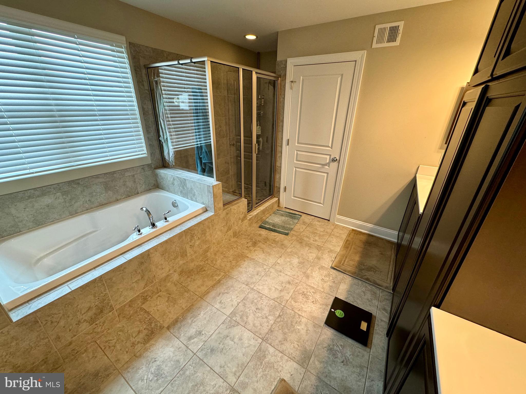 MERIDIAN CROSSING - Residential