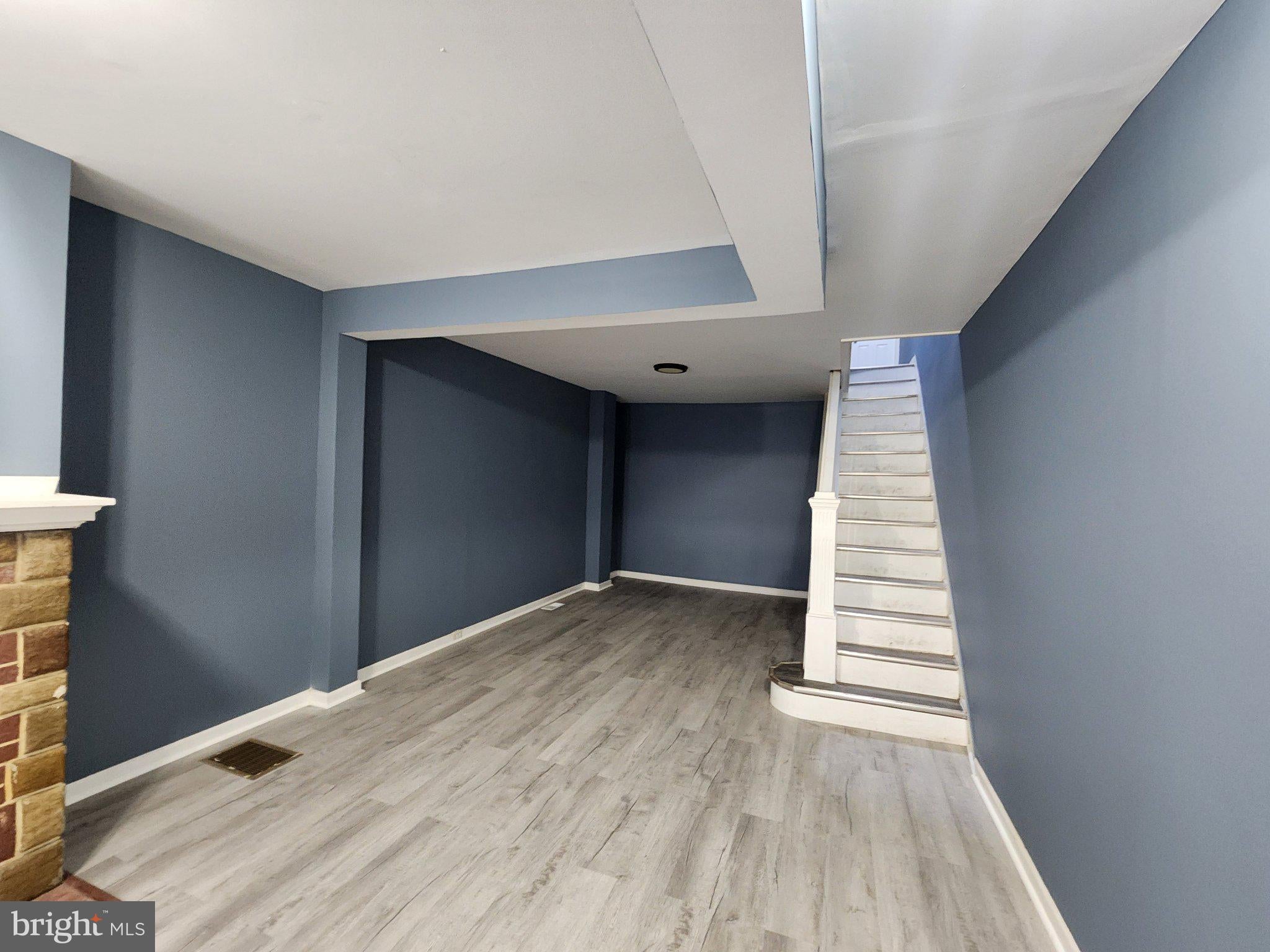 2865 W LAFAYETTE AVENUE