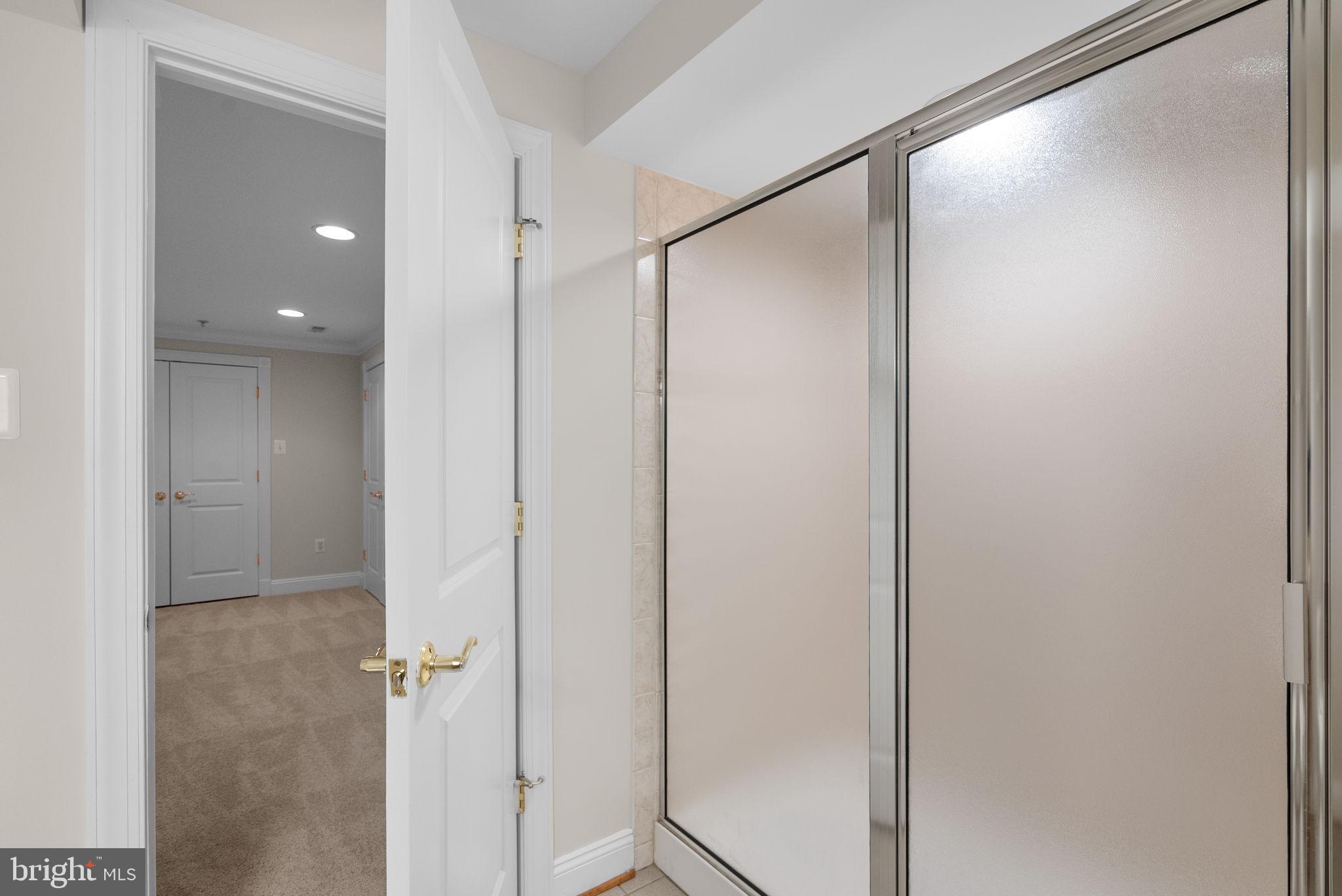 ELLICOTT HILLS - Residential