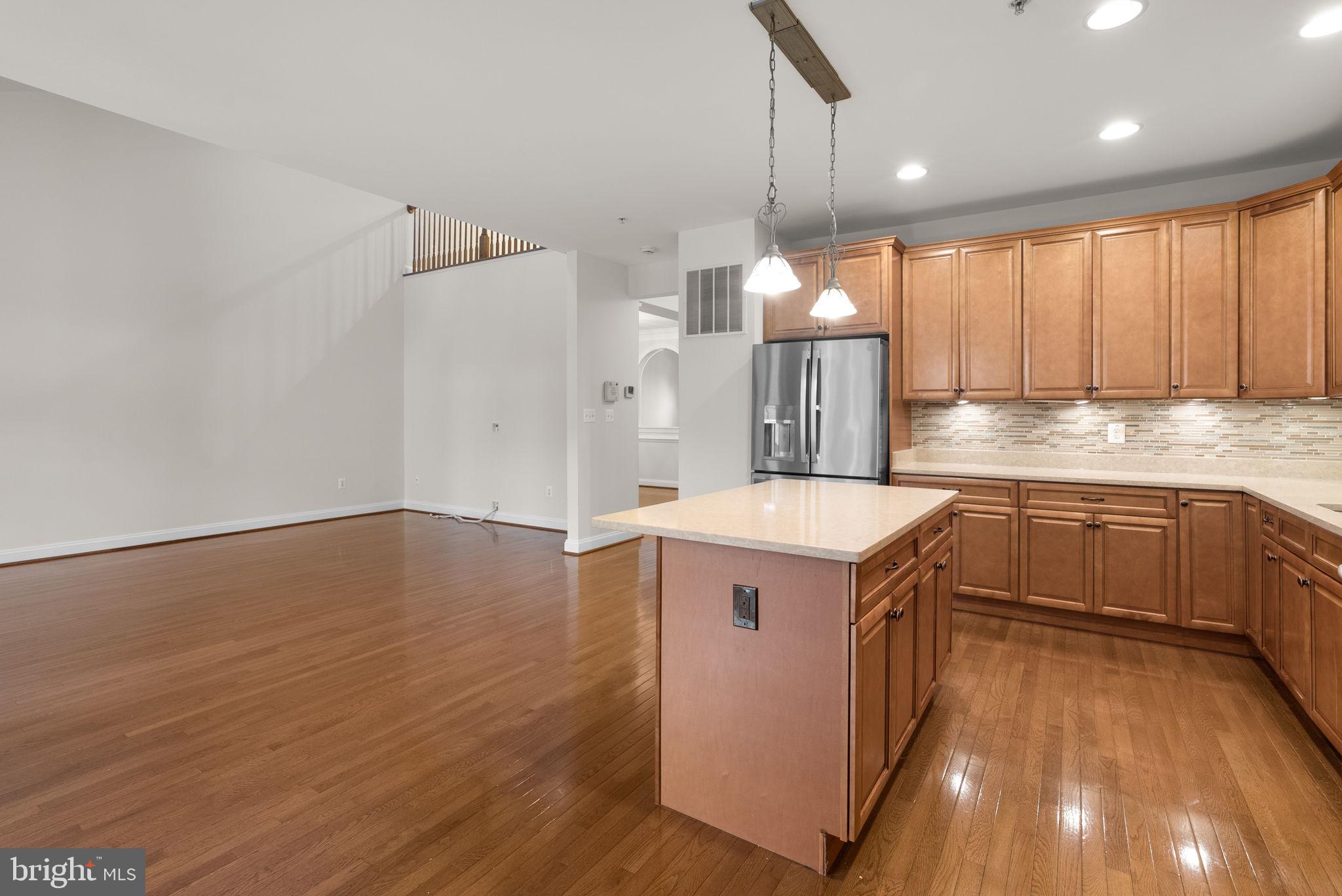 ELLICOTT HILLS - Residential