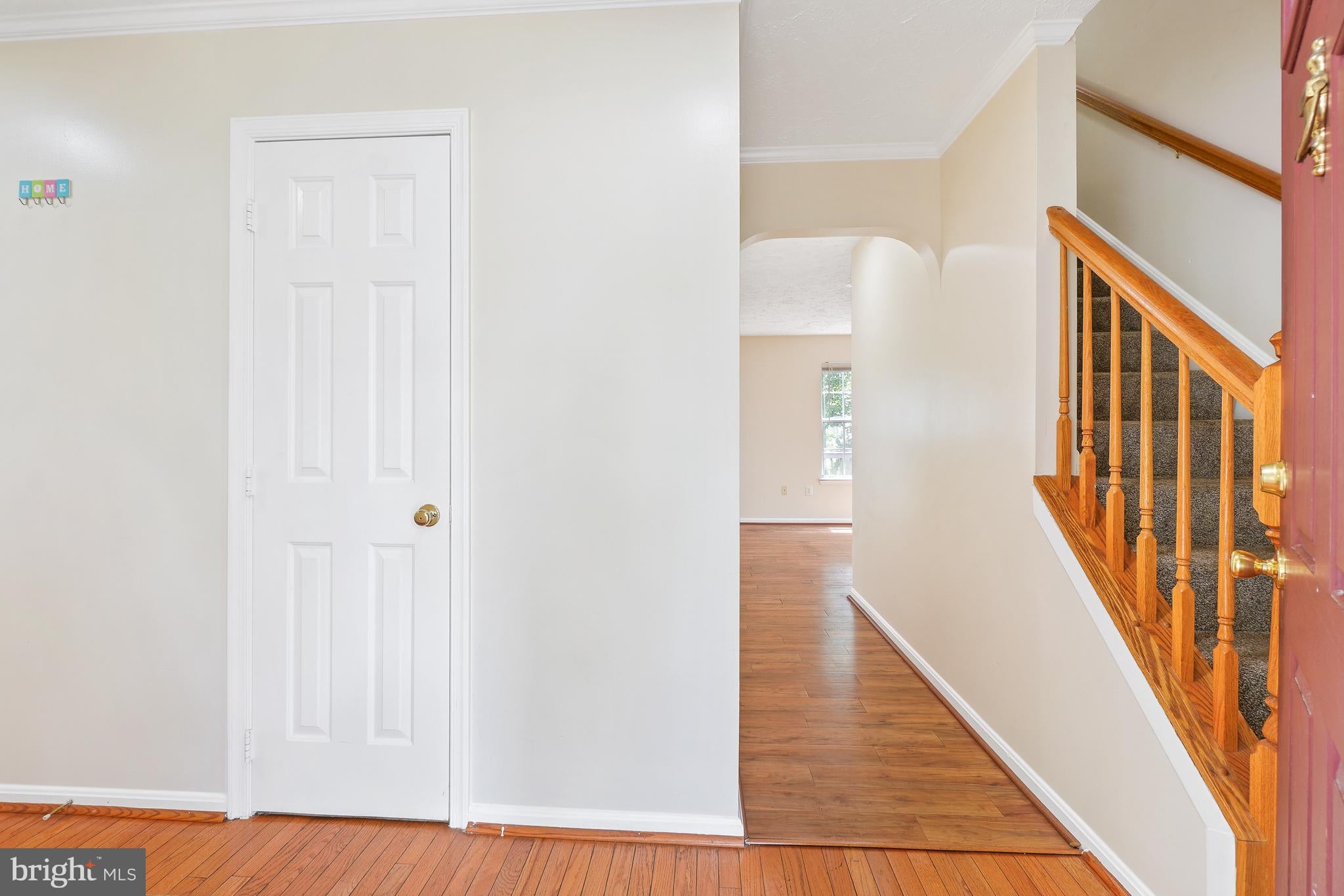 2724 TRED AVON COURT