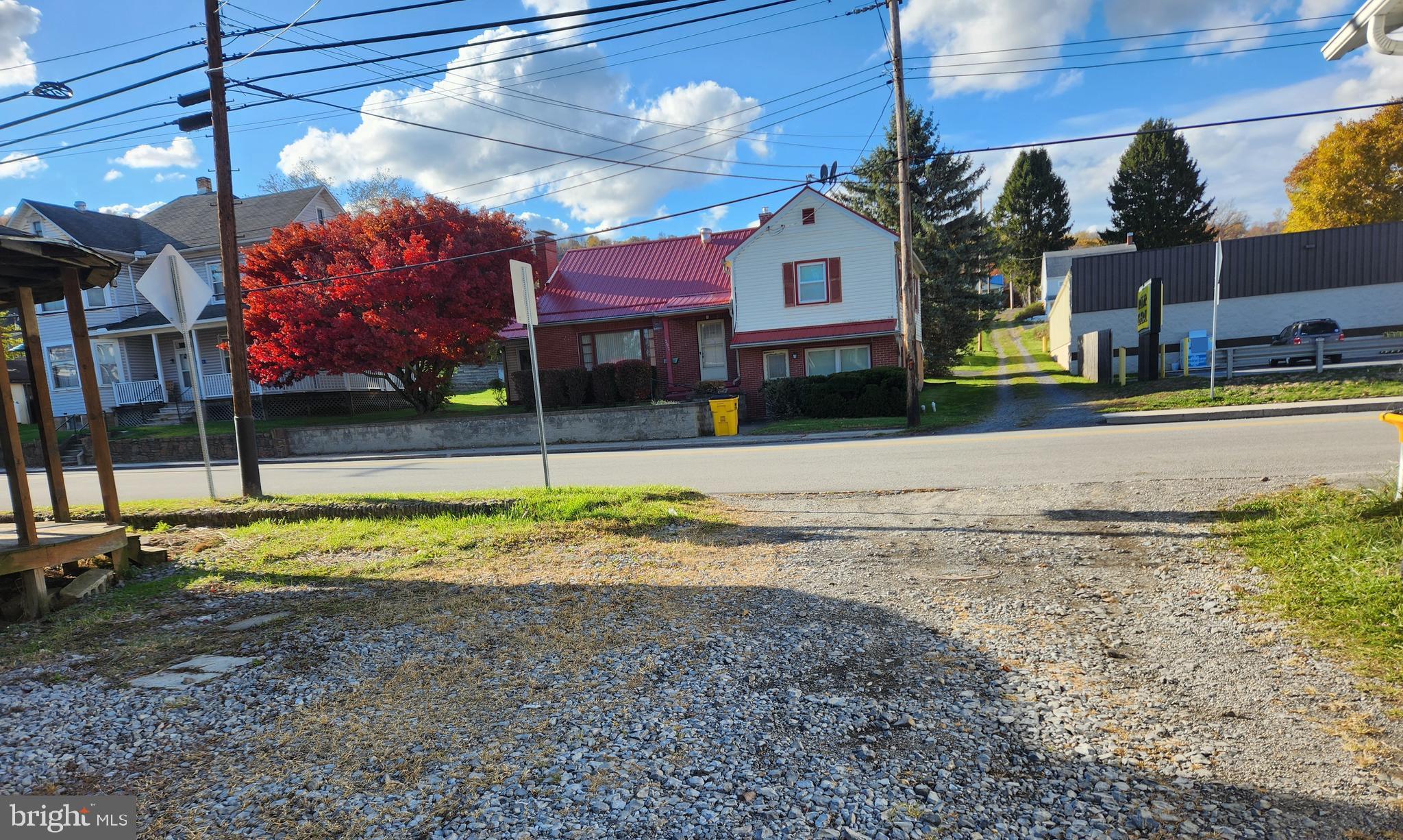 202 MAIN STREET S