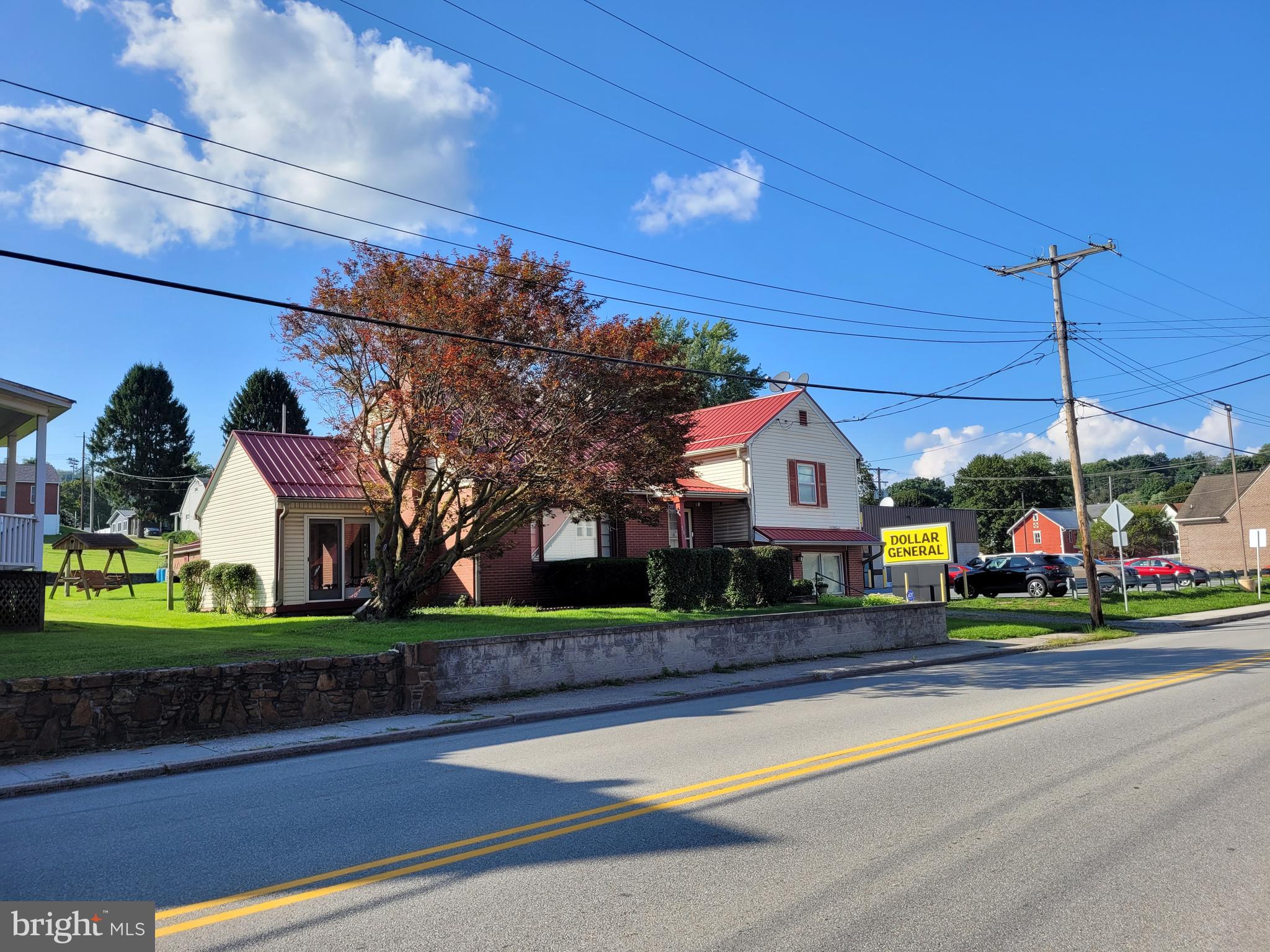 202 MAIN STREET S