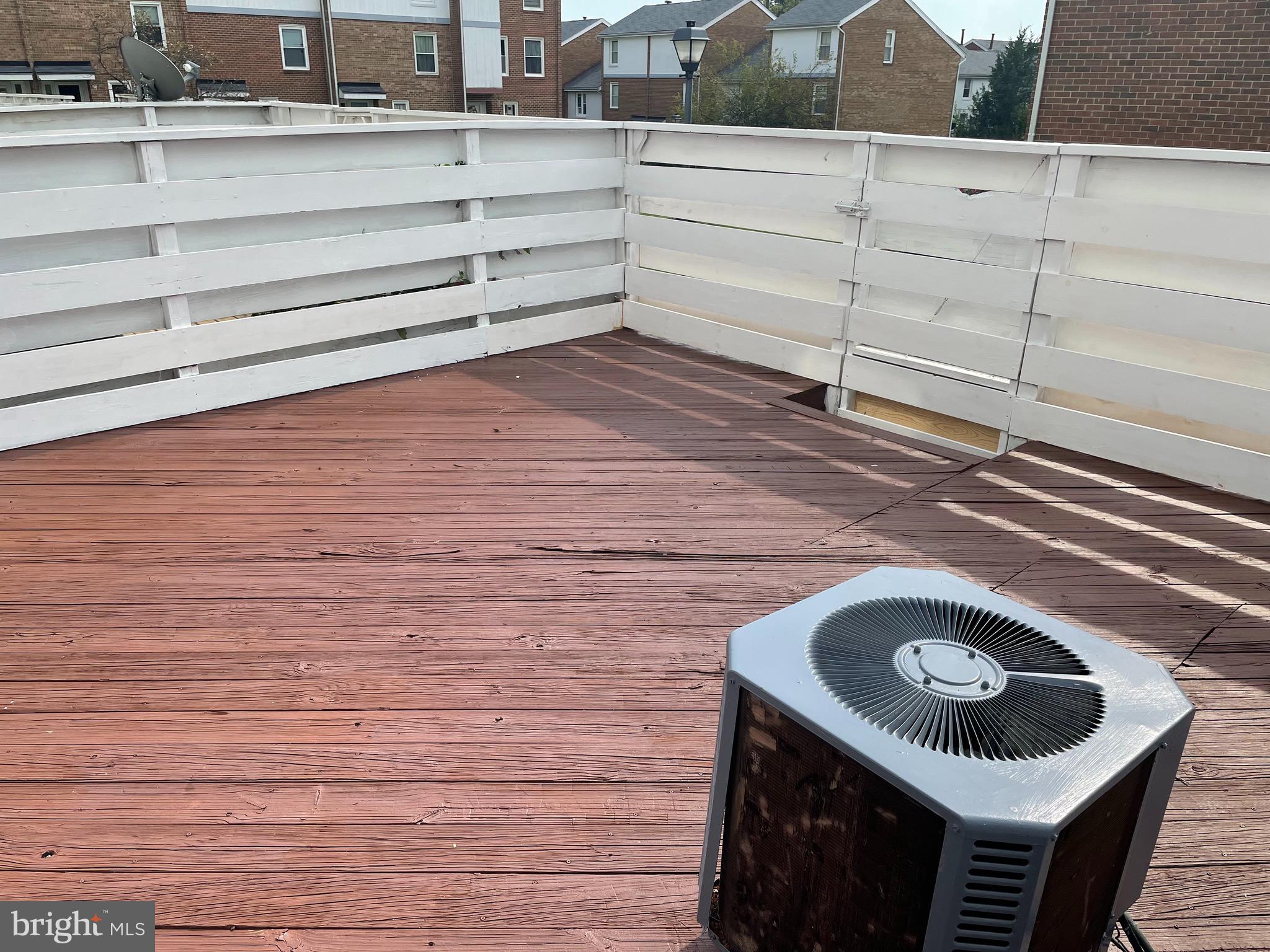 TYLER GARDENS - Residential