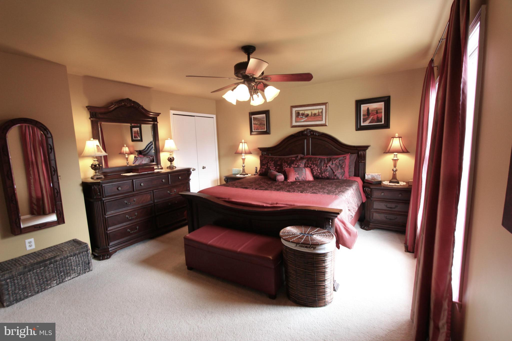 COUNTRYSIDE - Residential