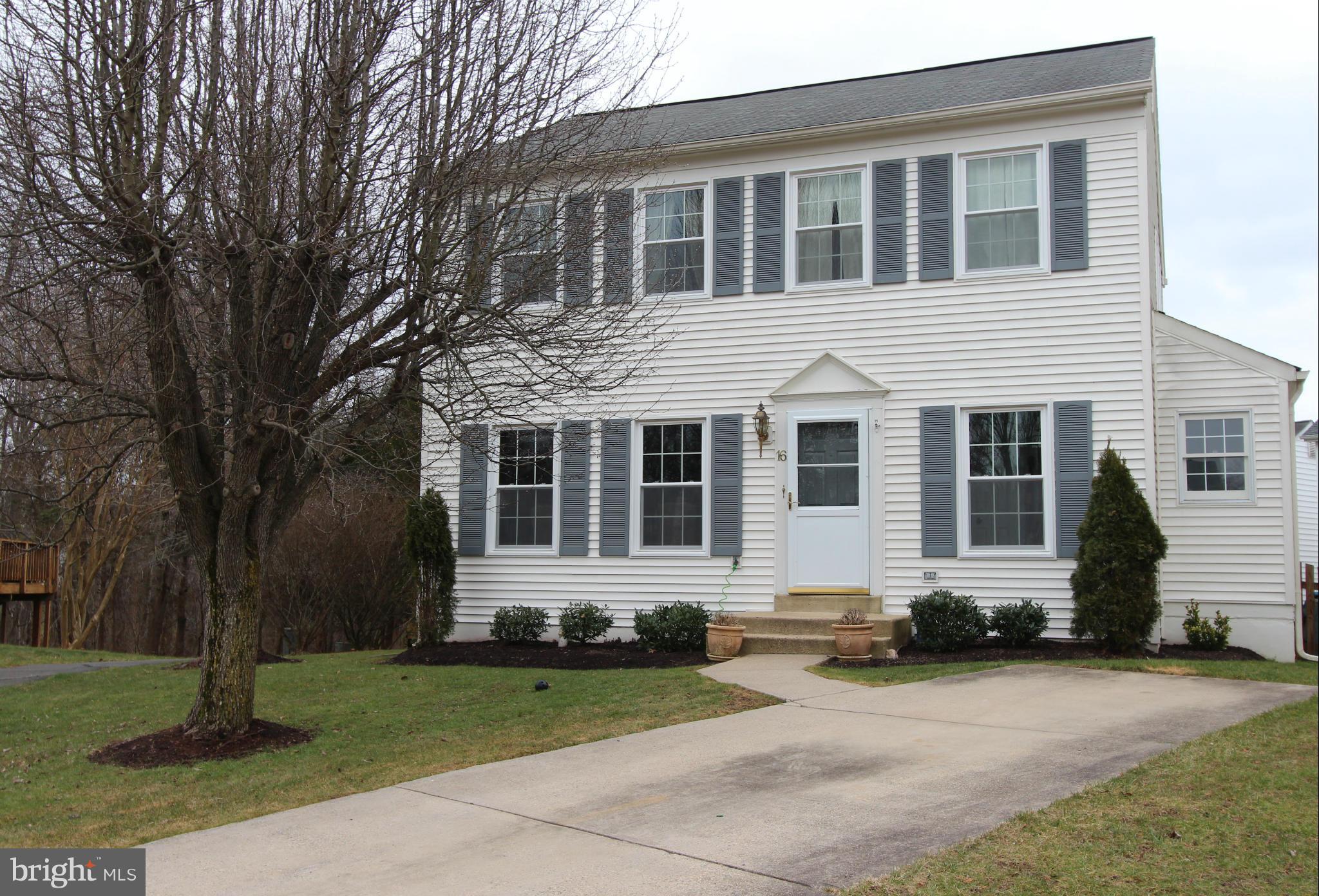 COUNTRYSIDE - Residential