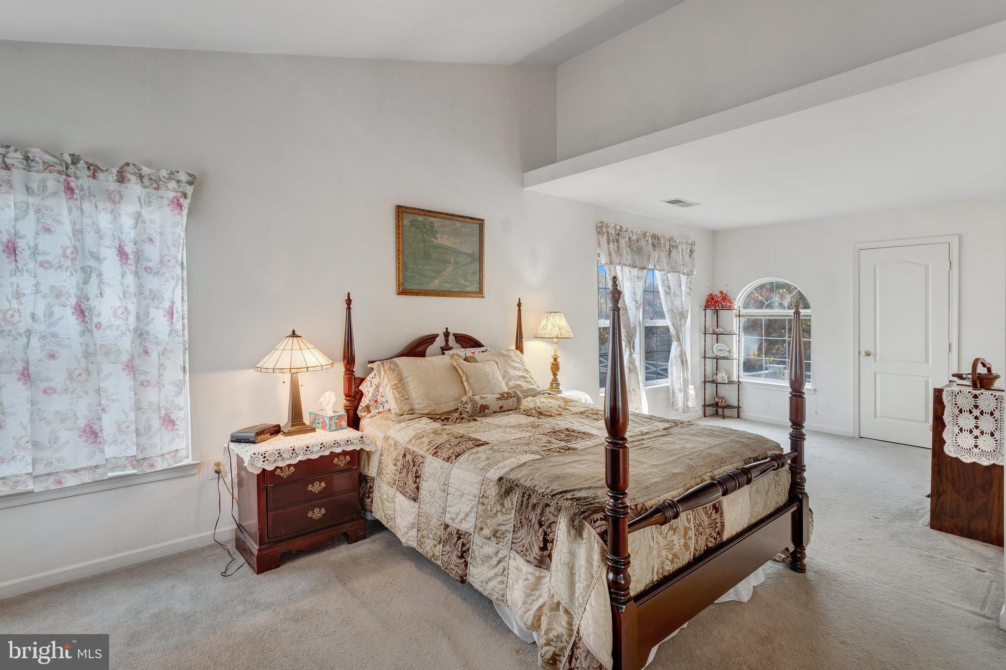 SPYGLASS HILL - Residential