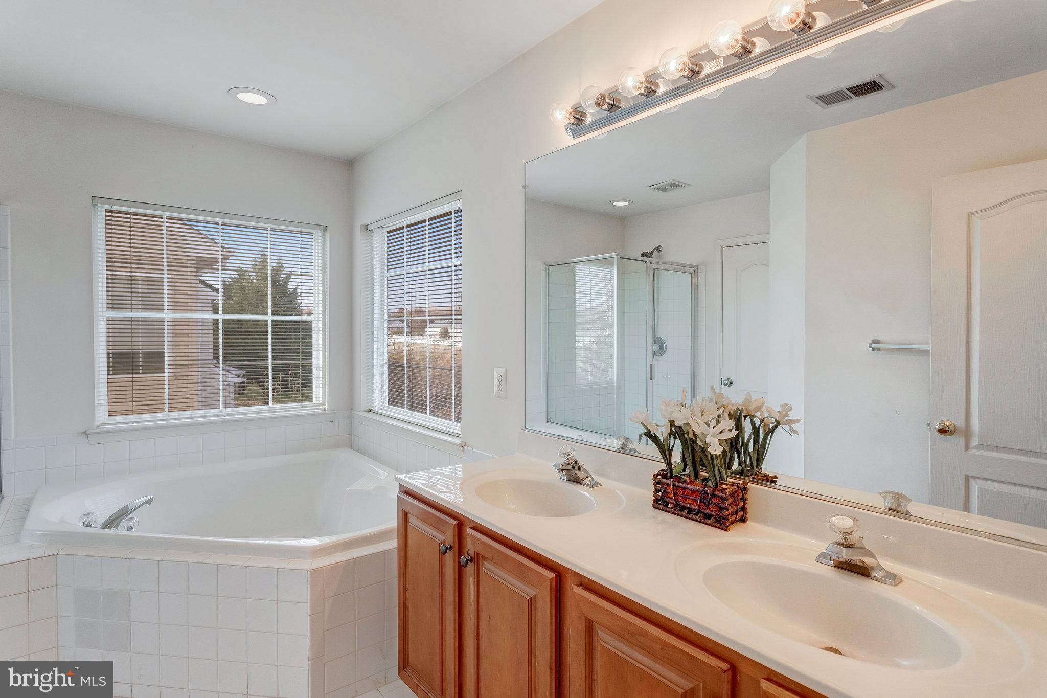 SPYGLASS HILL - Residential