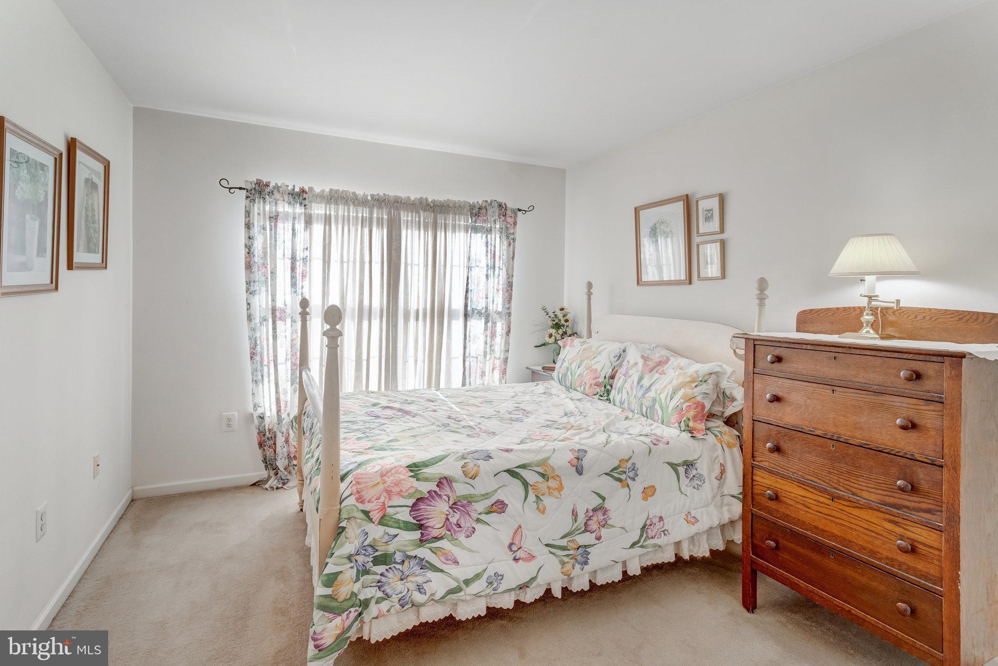 SPYGLASS HILL - Residential