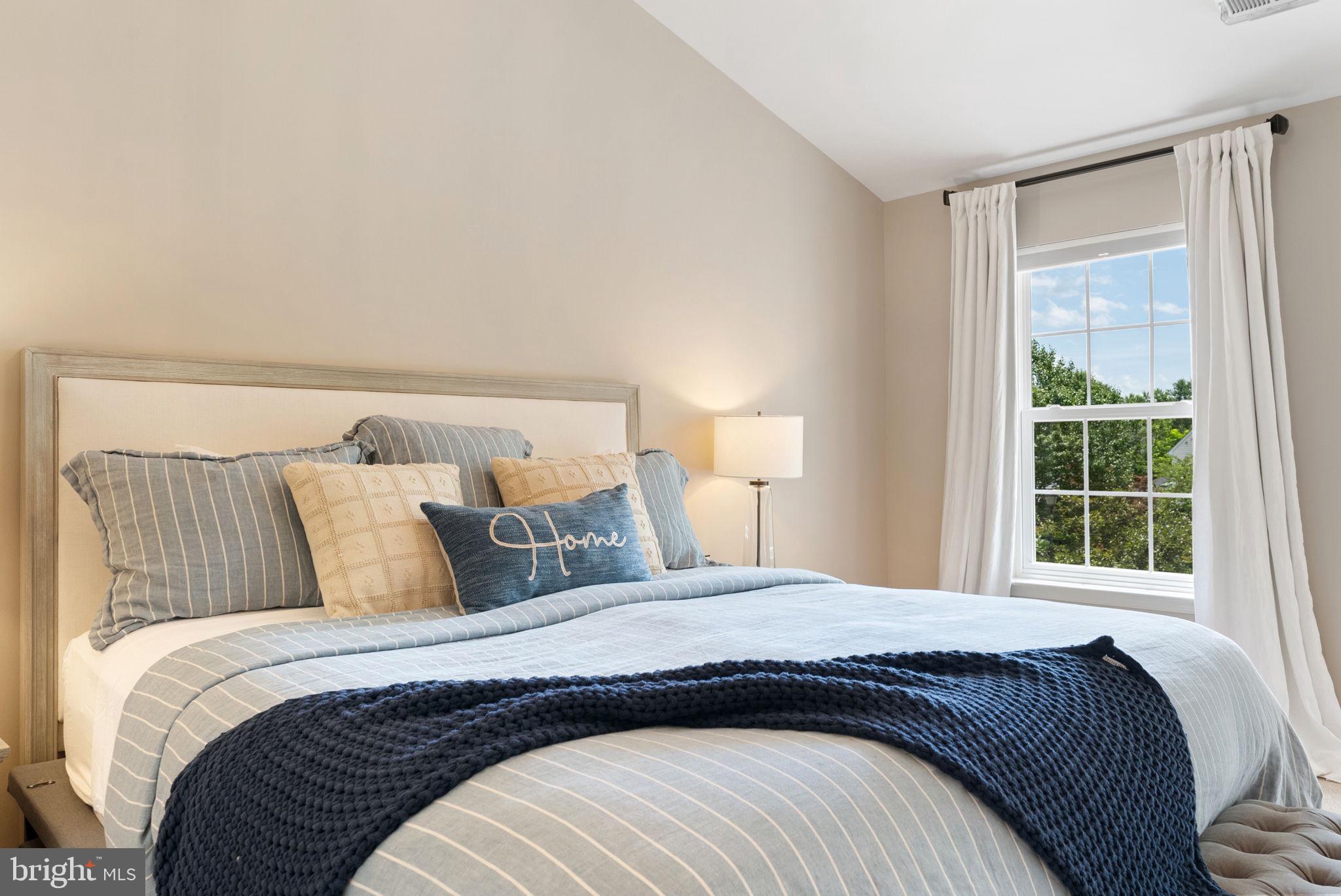 LOCUST GROVE - Residential