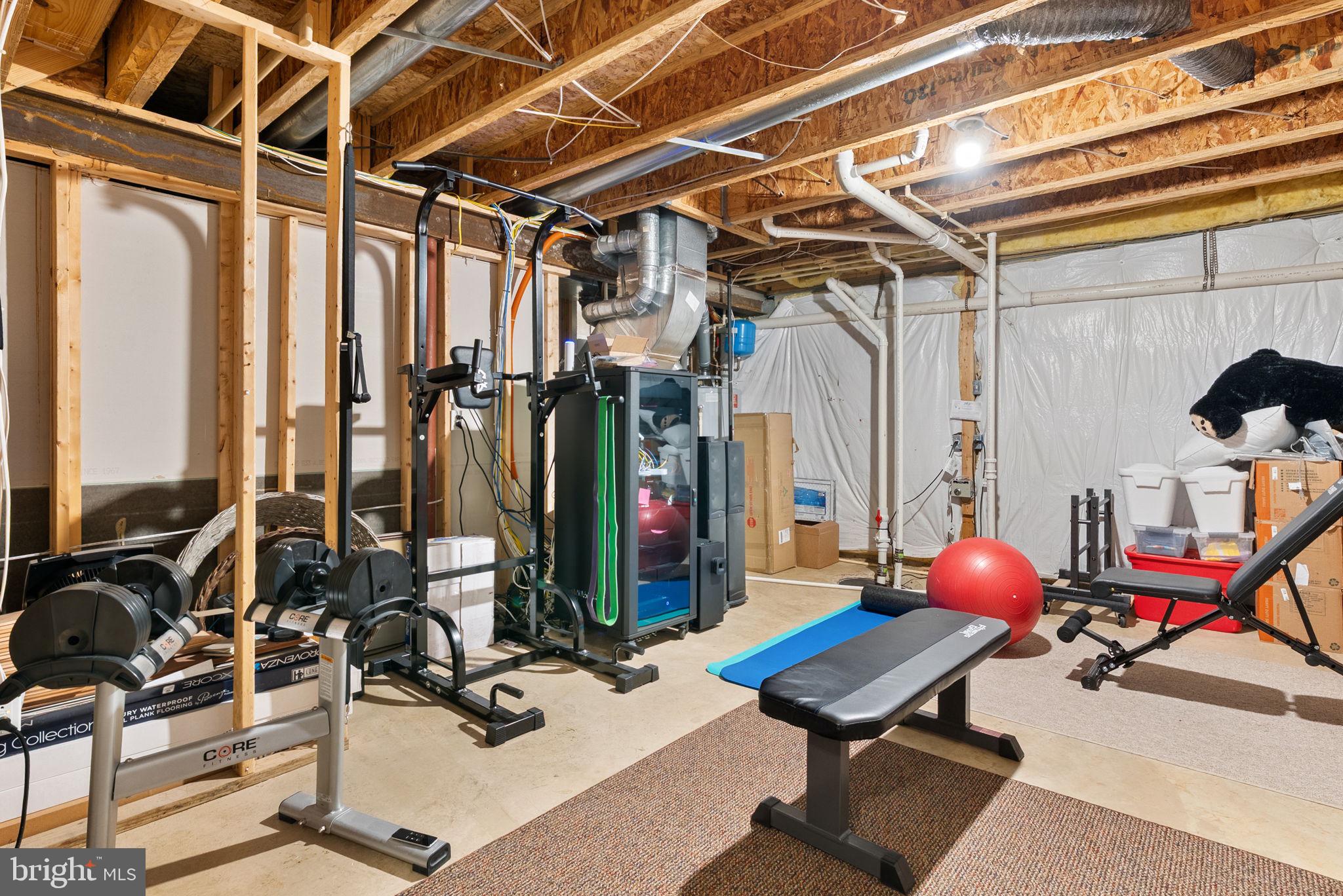 LOCUST GROVE - Residential