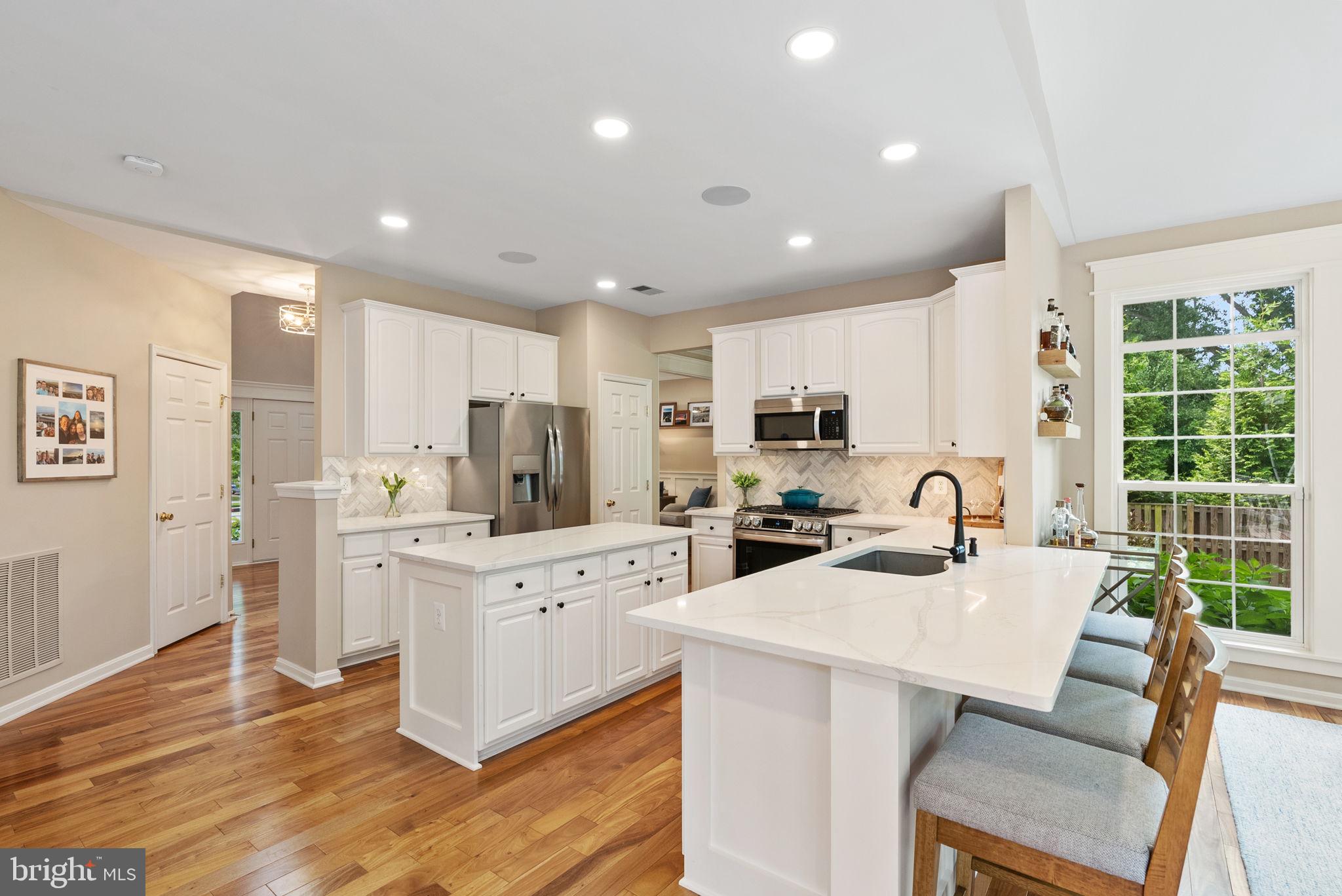 LOCUST GROVE - Residential