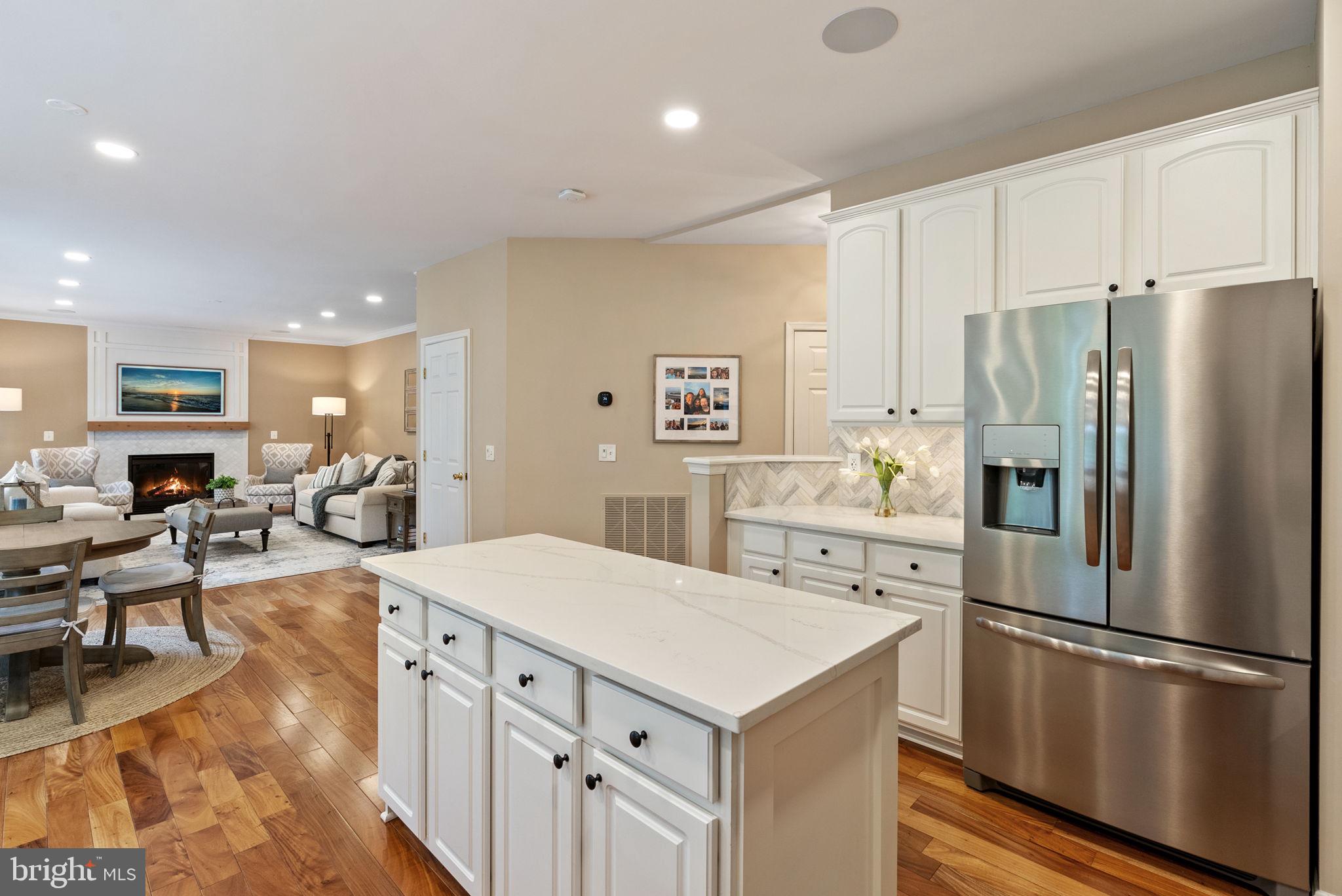 LOCUST GROVE - Residential