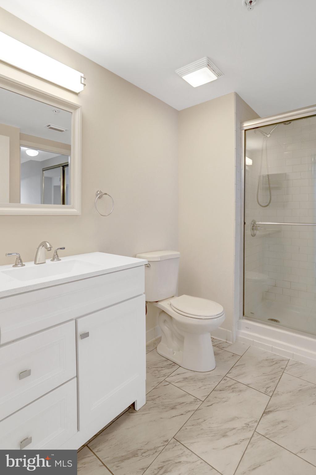 VIRGINIA SQUARE - Residential