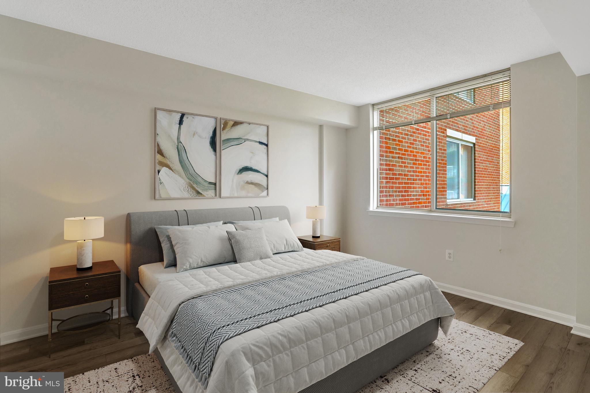 VIRGINIA SQUARE - Residential