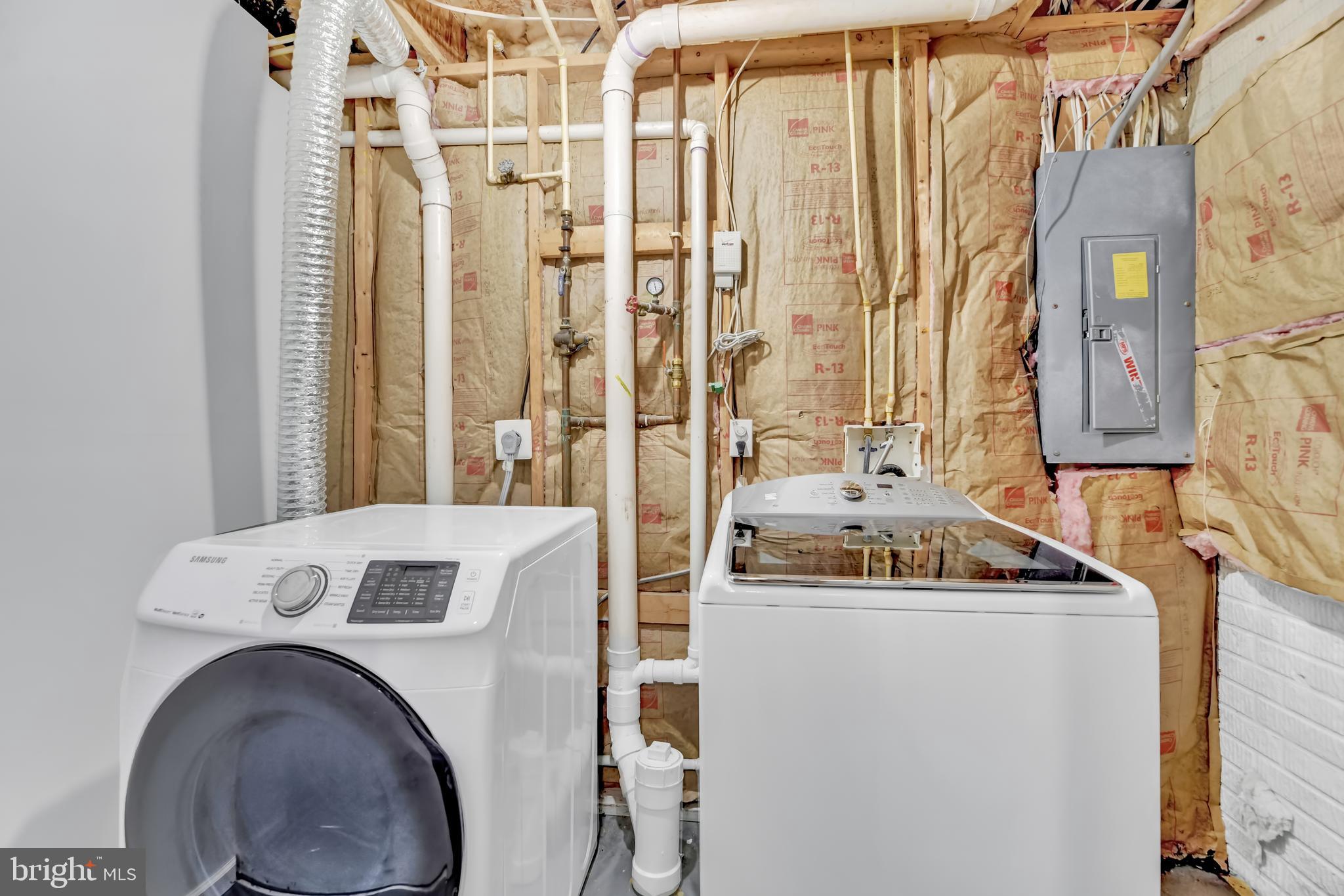 NEW HAVEN WOODS - Residential