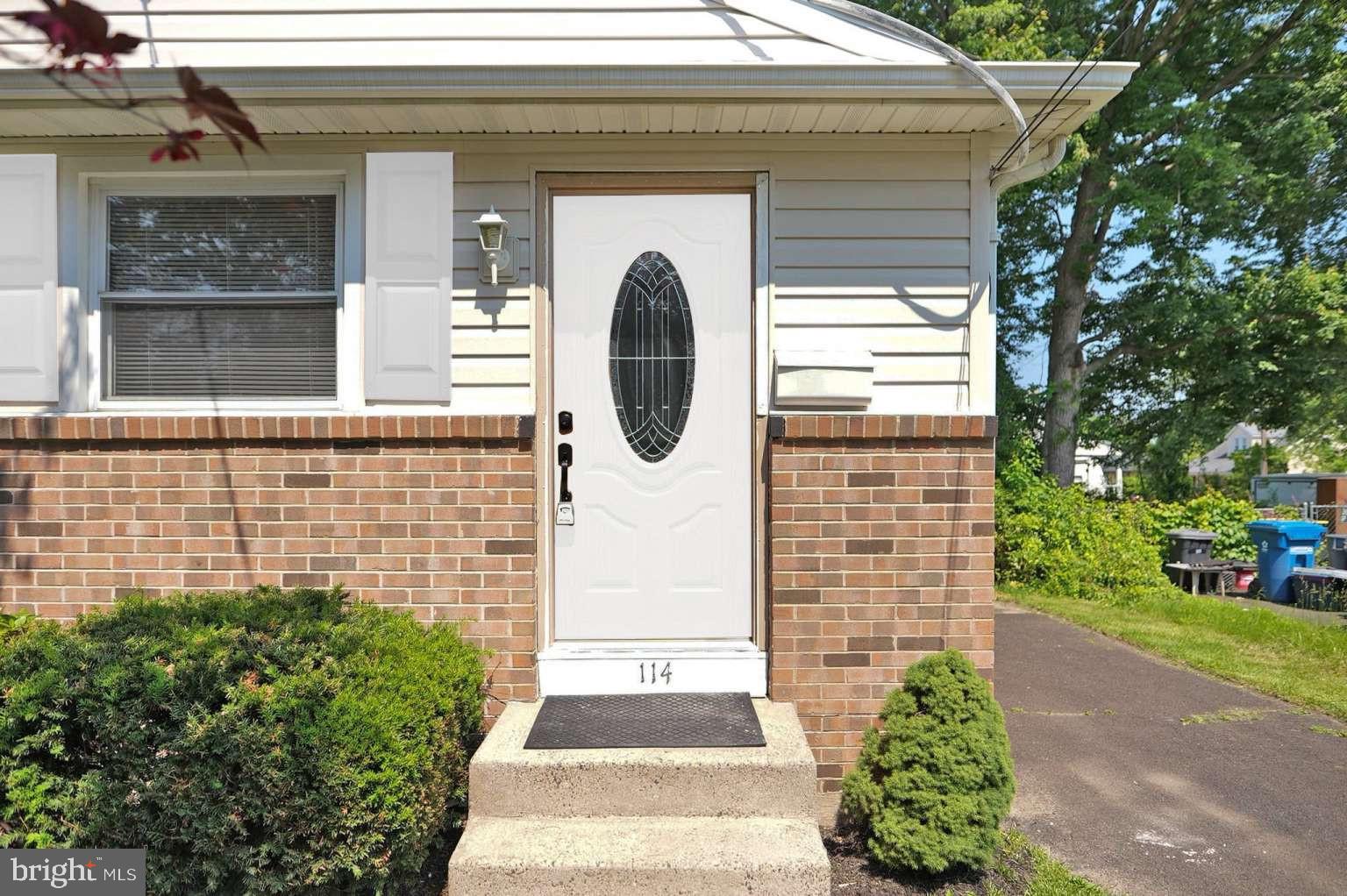 114 GRANDVIEW AVENUE