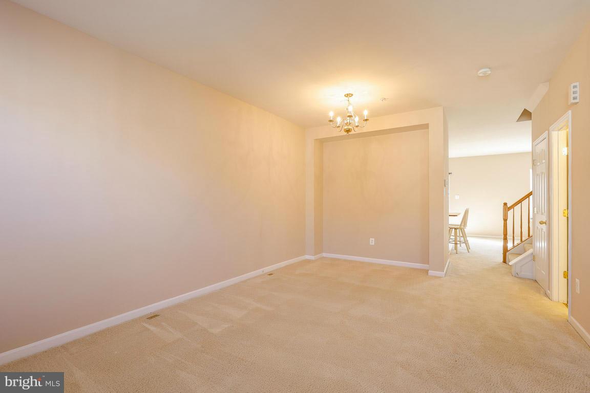 RUSSETT - Residential