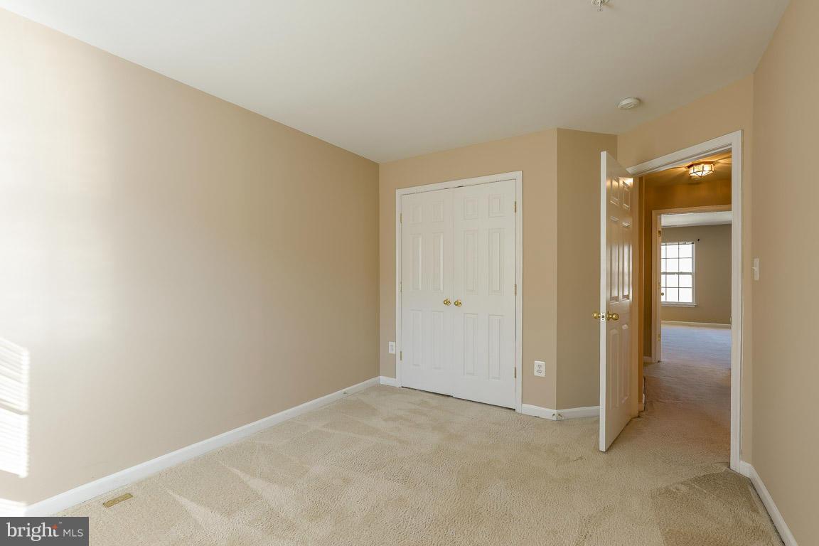 RUSSETT - Residential