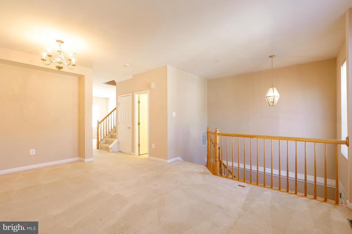 RUSSETT - Residential