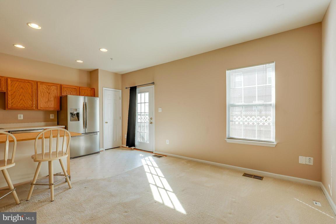 RUSSETT - Residential