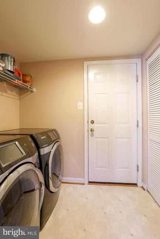 RUSSETT - Residential