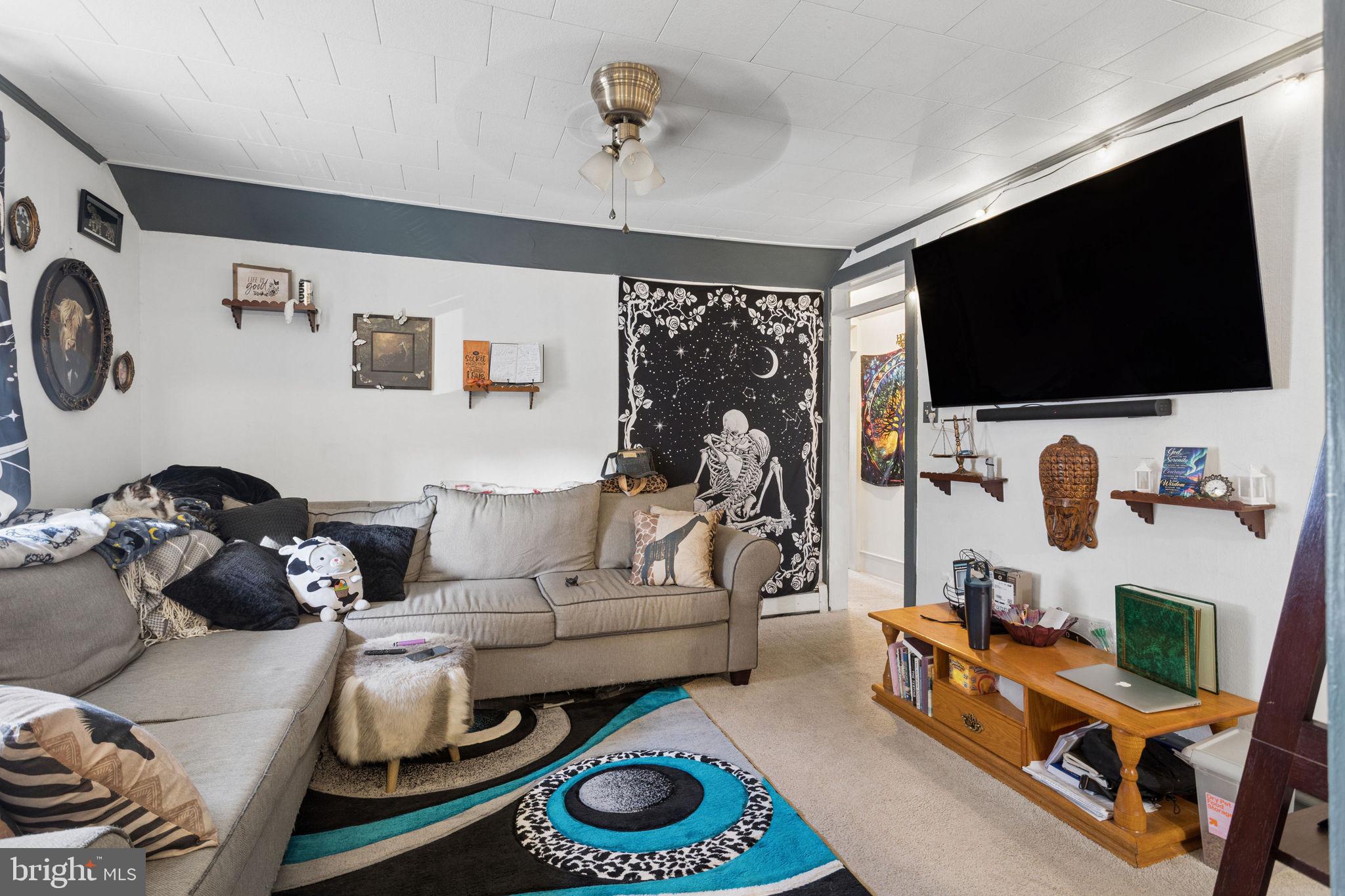 404 HIGHLAND AVENUE