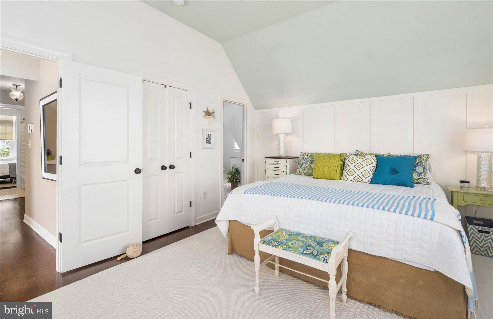 GLENN ACRES - Residential