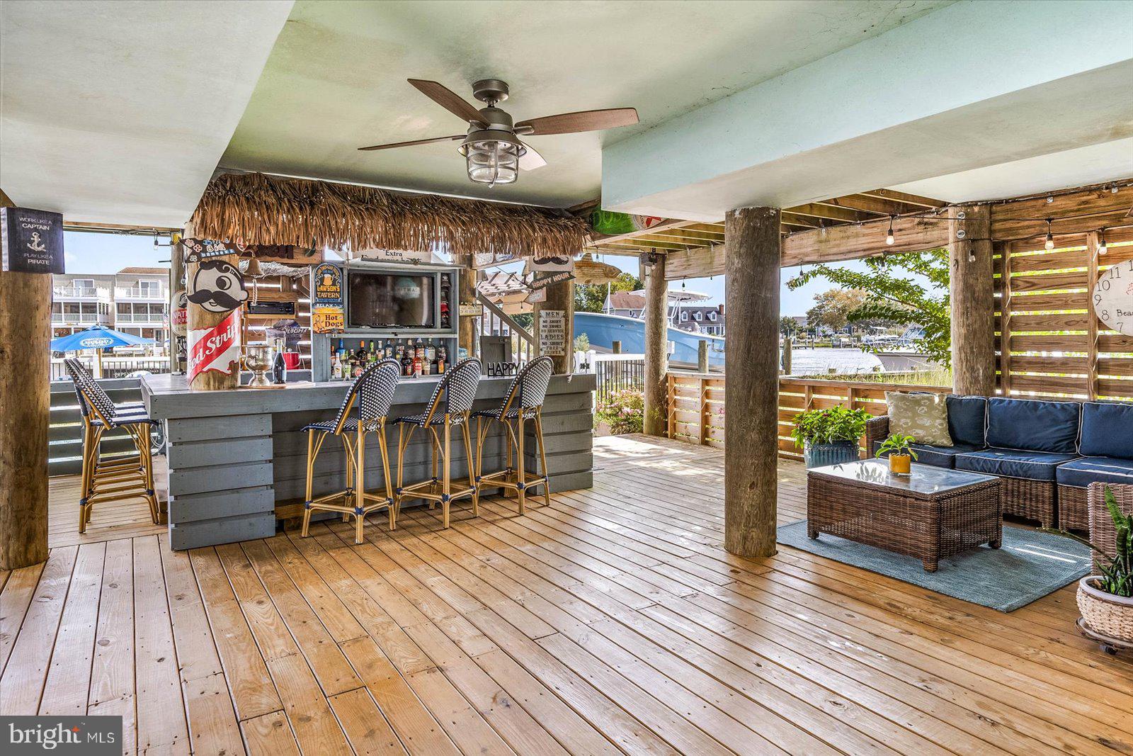 GLENN ACRES - Residential