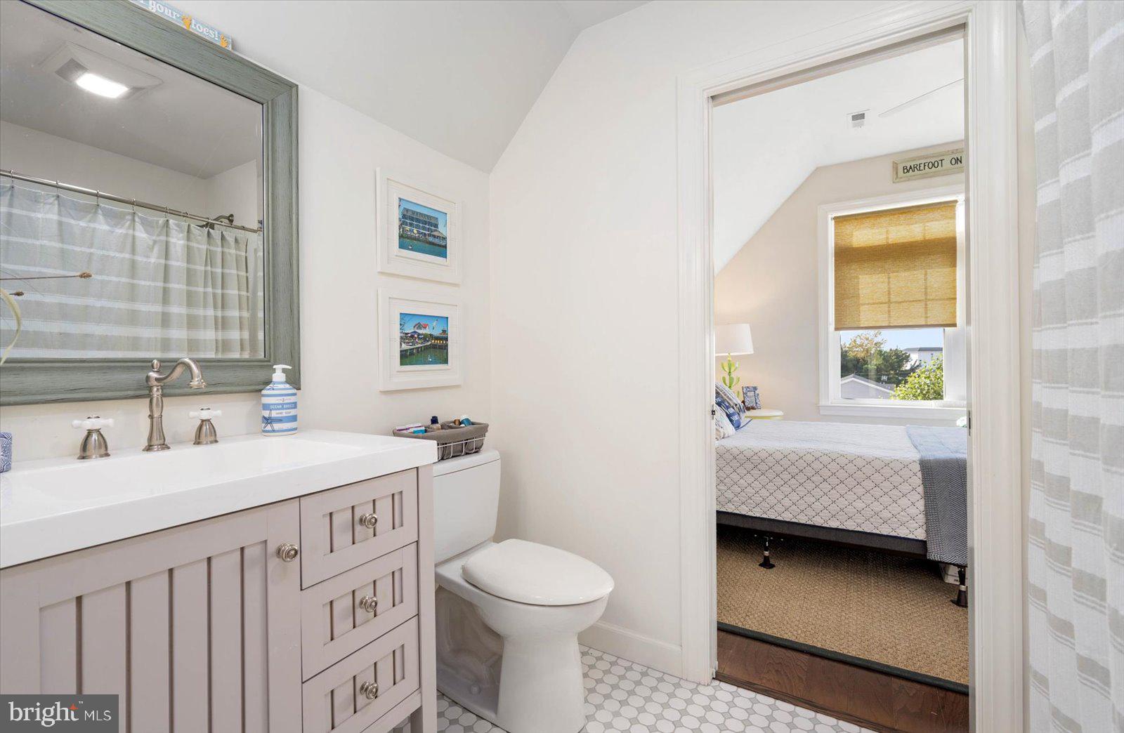 GLENN ACRES - Residential