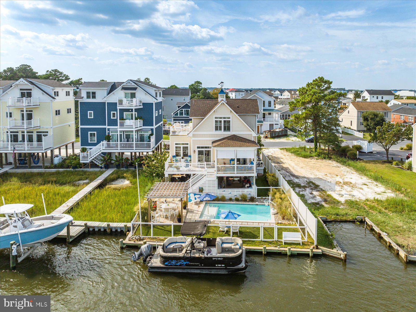 GLENN ACRES - Residential