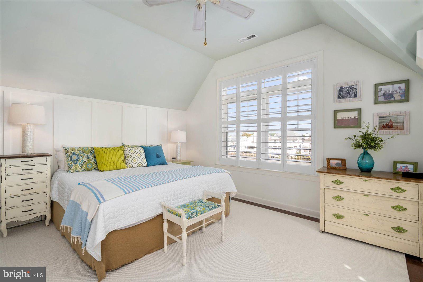 GLENN ACRES - Residential