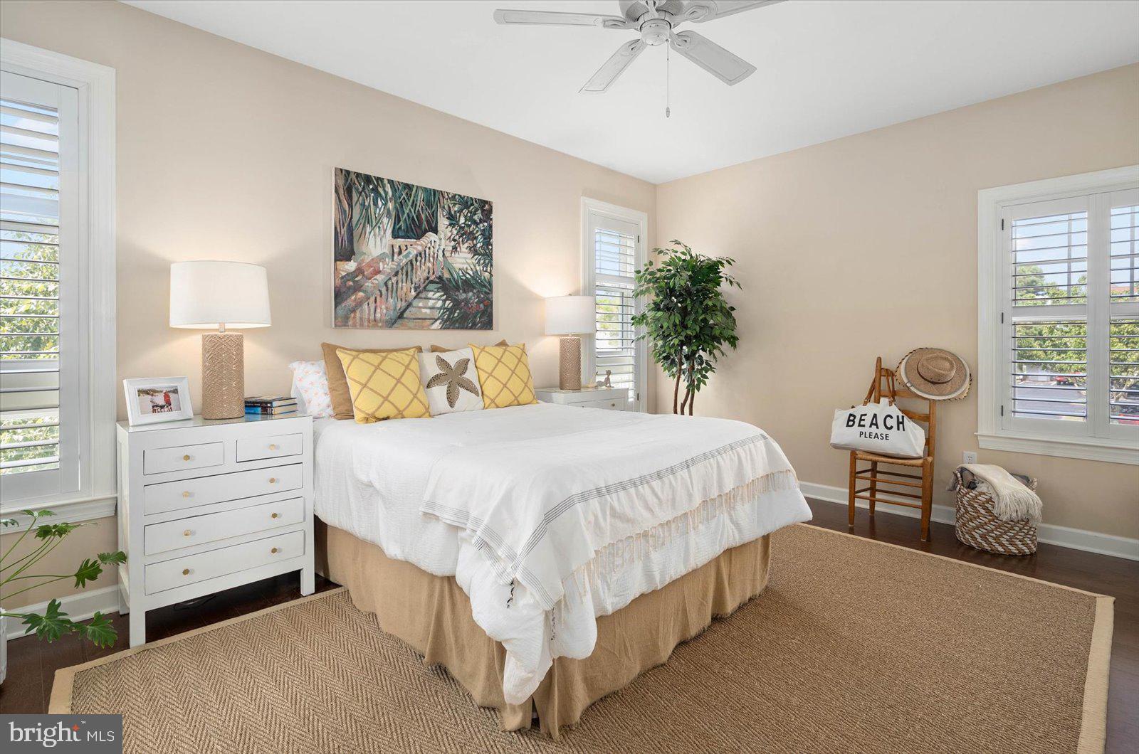 GLENN ACRES - Residential