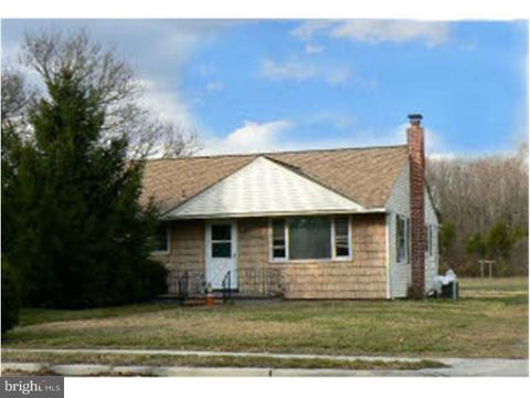 Homes For Sale - 555 Irving Avenue<br/> BRIDGETON, NJ 08302
